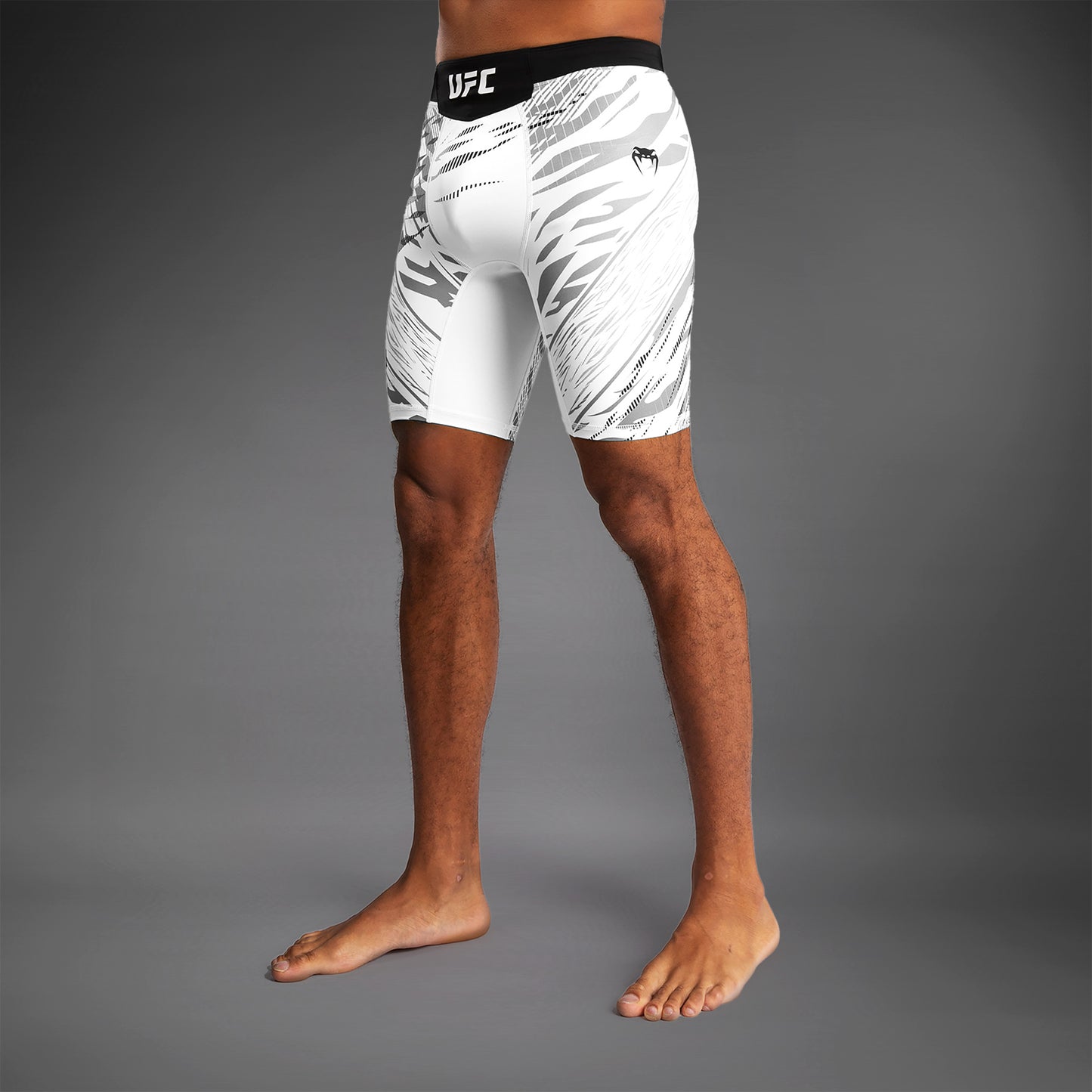 UFC Fusion by Venum Personalized Authentic Fight Night Vale Tudo Shorts voor Heren - Wit