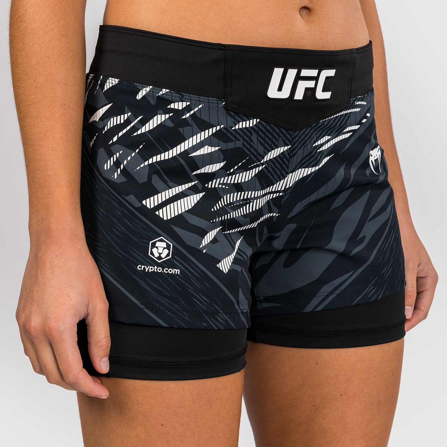 UFC Fusion by Venum Personalized Authentic Fight Night Fight Shorts voor Dames - Zwart