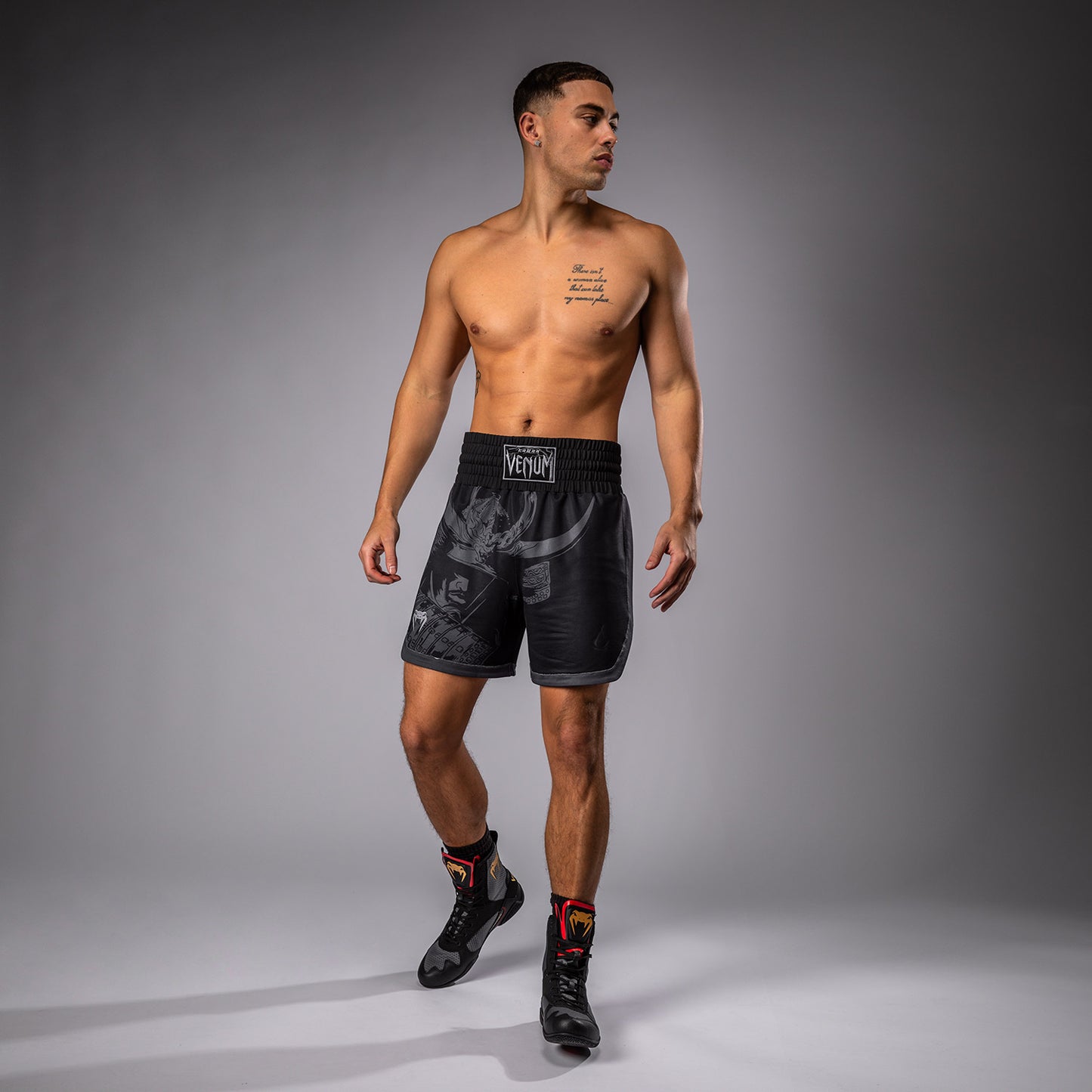 Venum x Assassin’s Creed Shadows Herenboksshort - Zwart