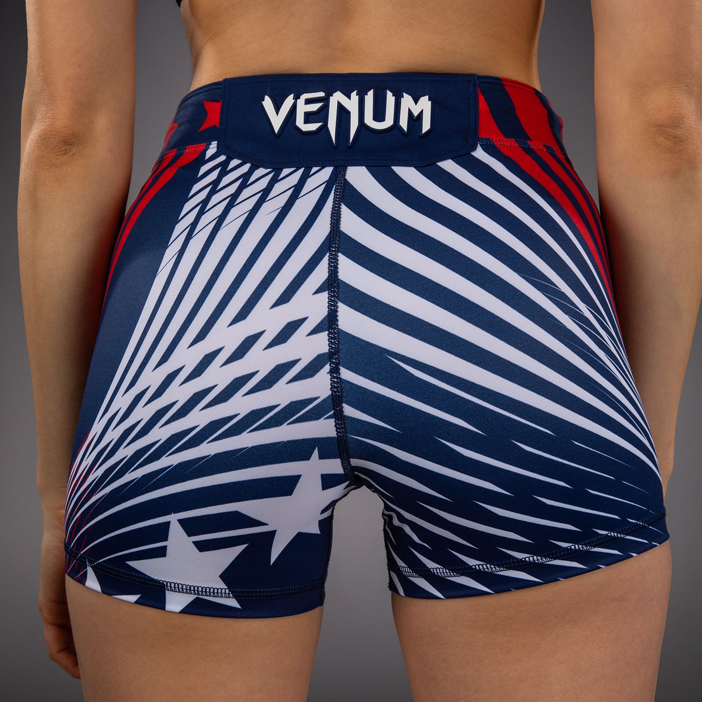 Official UFC Freedom 250 by Venum Authentic Vale Tudo Shorts Short Fit voor dames - Blauw