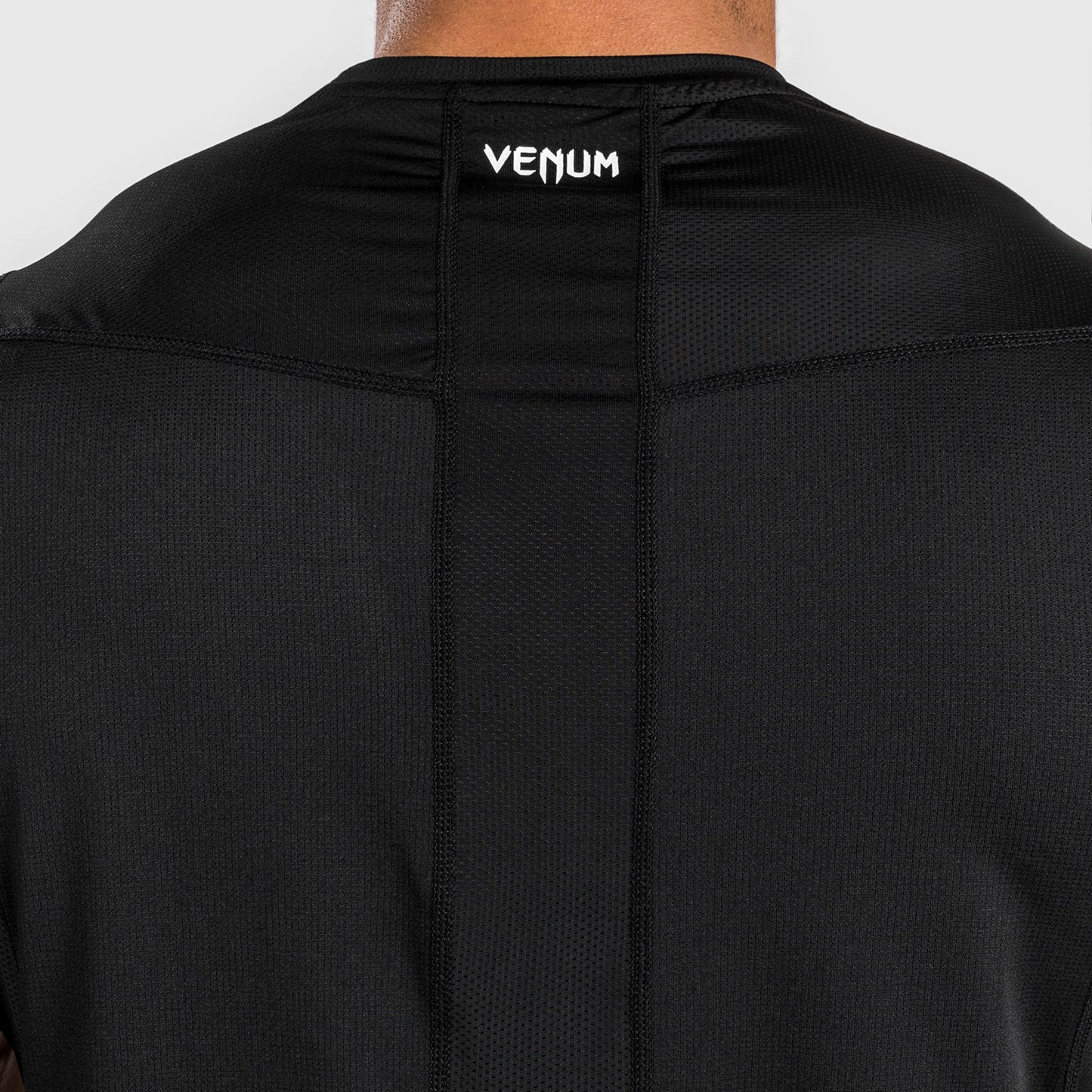 Venum Attack Dry-Tech T-shirt - Zwart