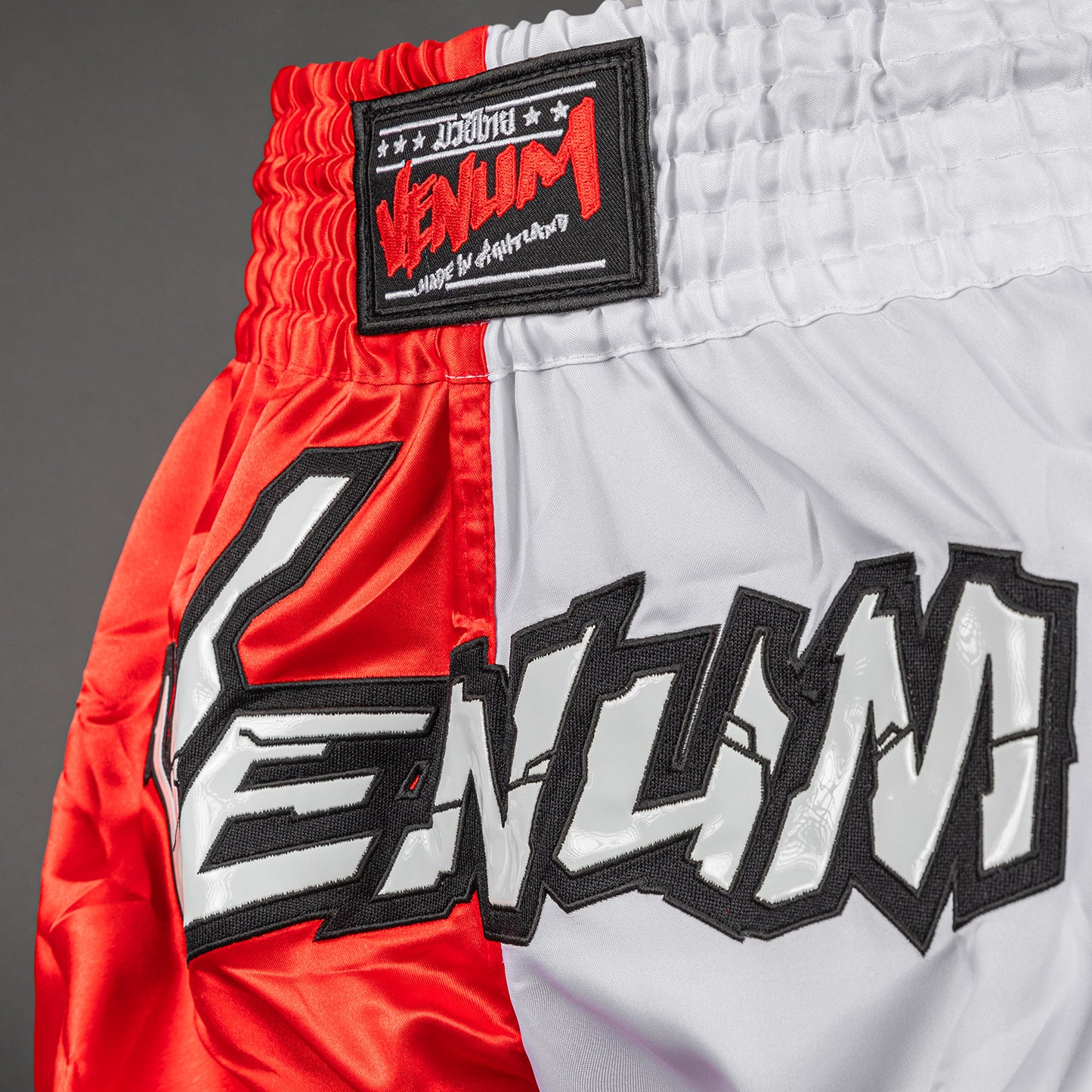 Venum Inferno 2.0 Muay Thai Shorts - Rood/Wit