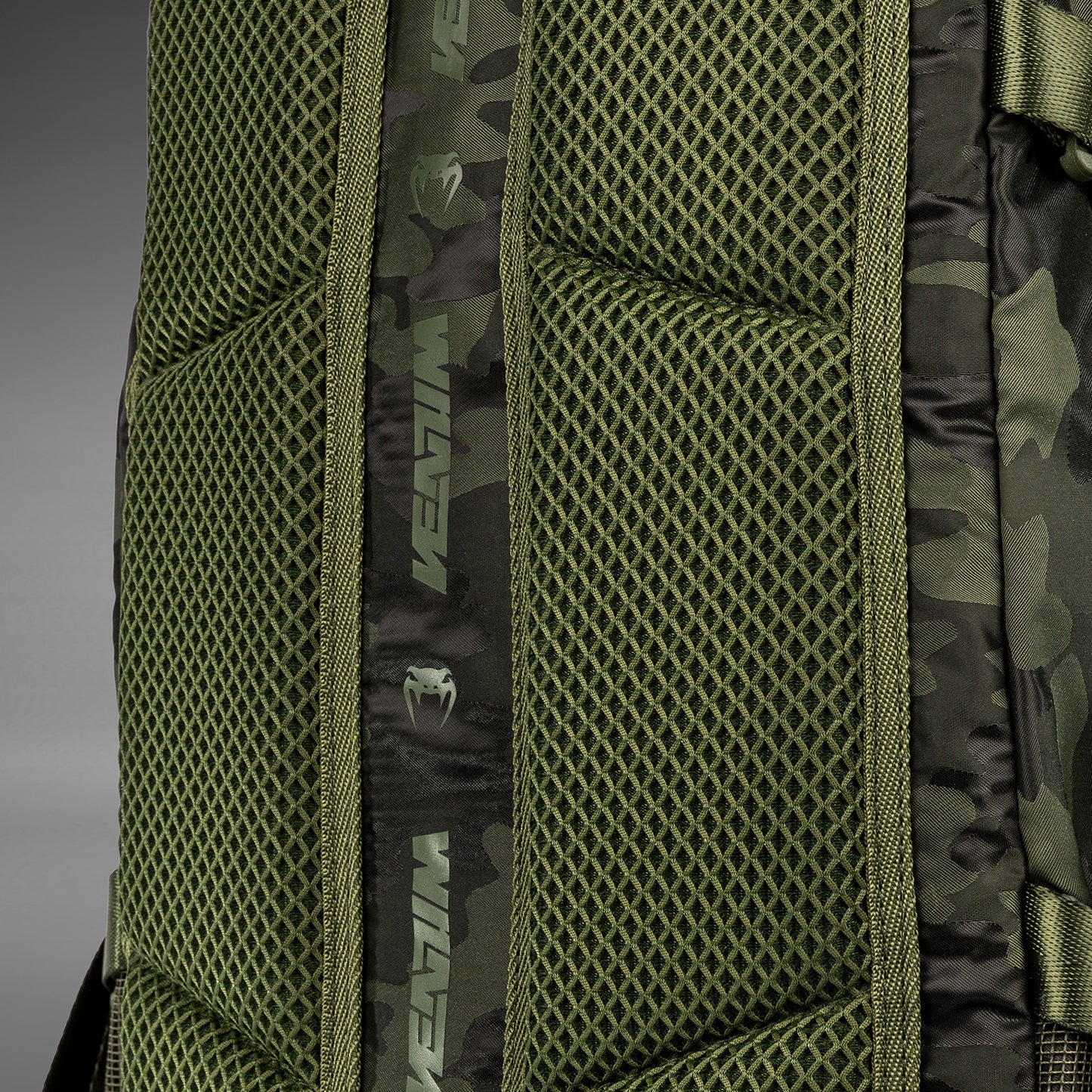 Venum Challenger Pro Rugzak – Khaki/Camo