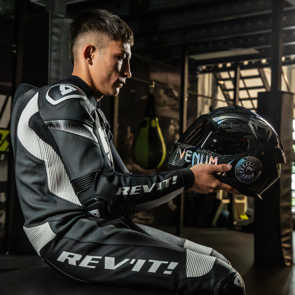 Venum x Shark D-SKWAL 3 Motorhelm – Zwart Chroom Antraciet