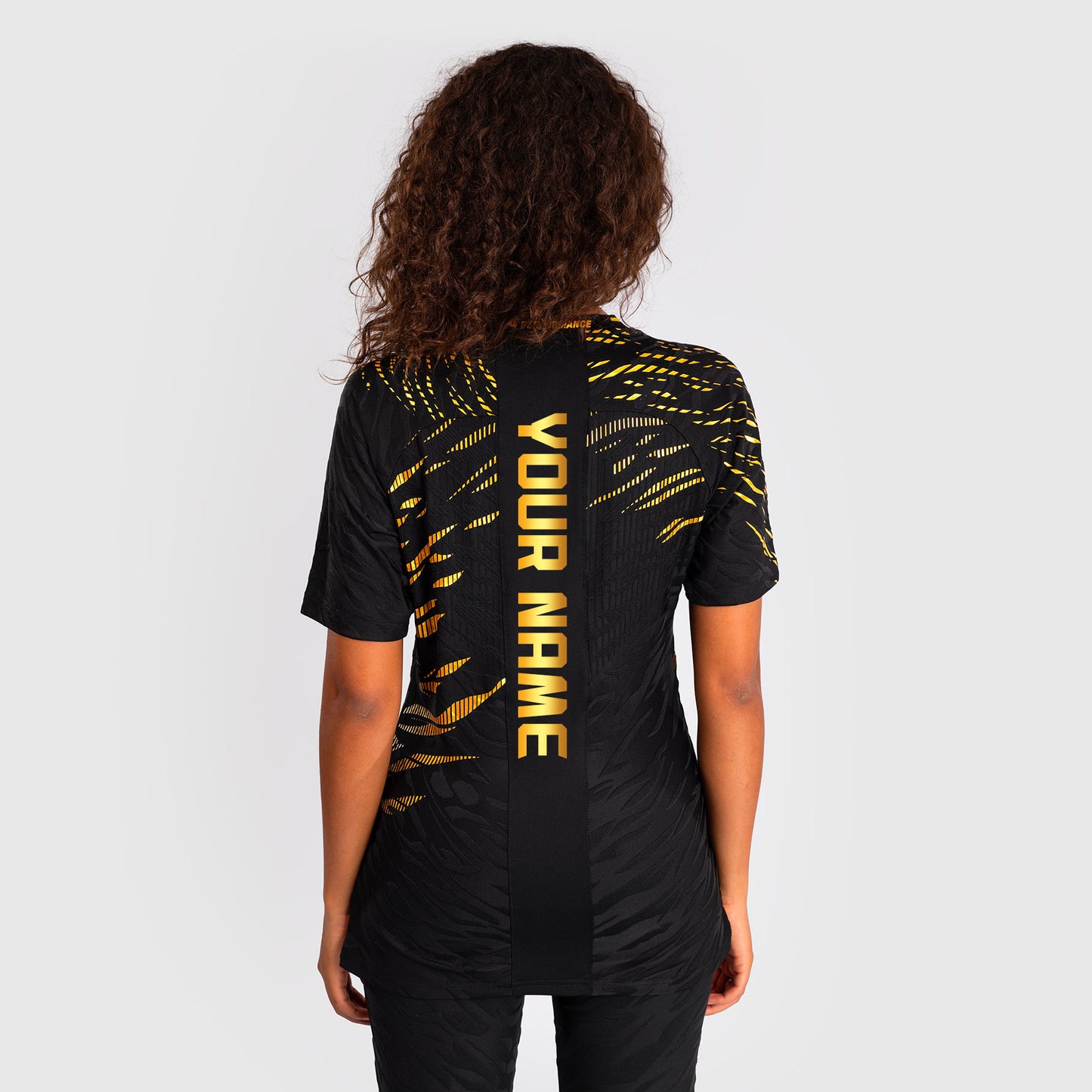 UFC Fusion by Venum Personalized Authentic Fight Night Exit T-shirt voor Dames - Kampioen