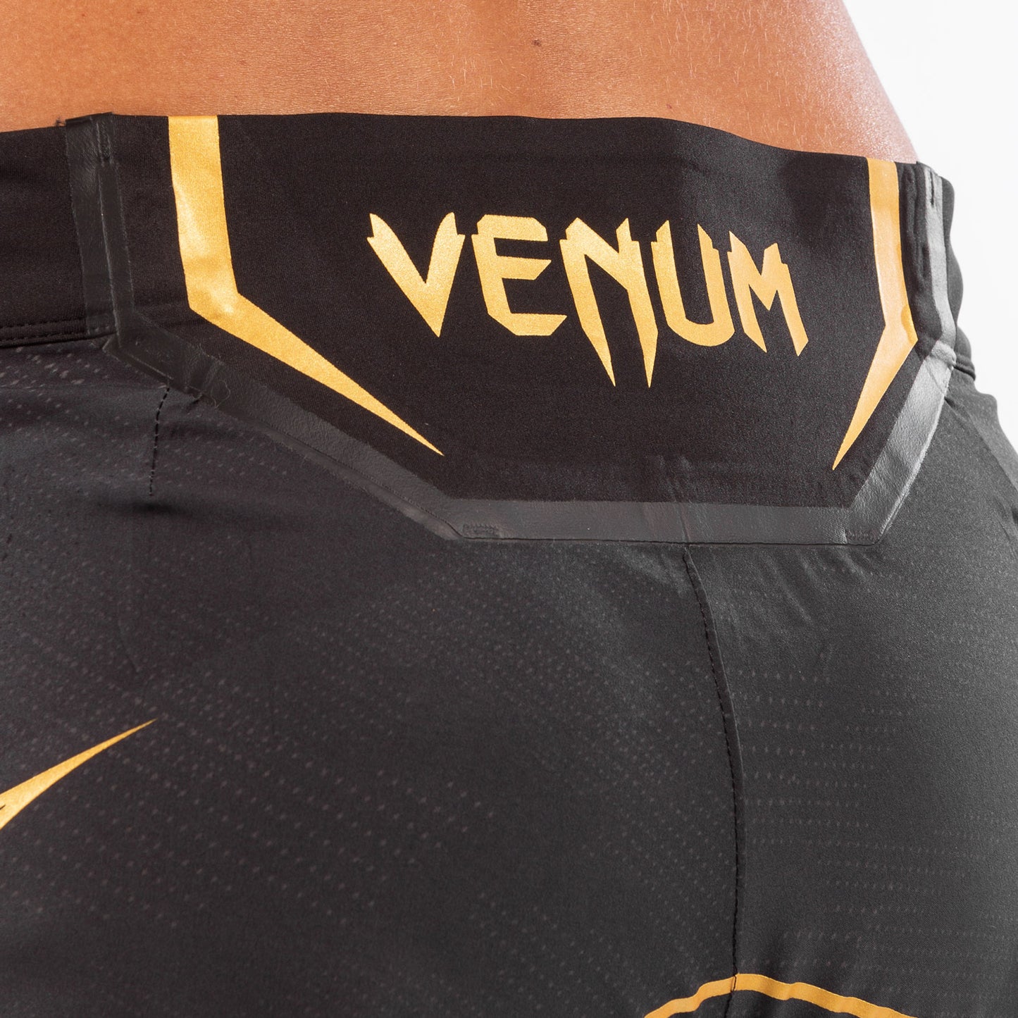 UFC Venum Authentic Fight Night Damesshort - Long Fit - Champion
