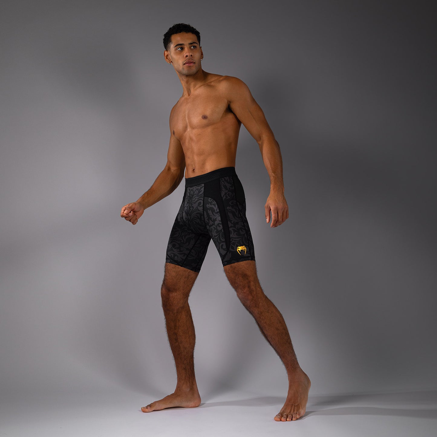 Venum x Topuria Unmatched Edition Vale Tudo Shorts - Zwart/Goud