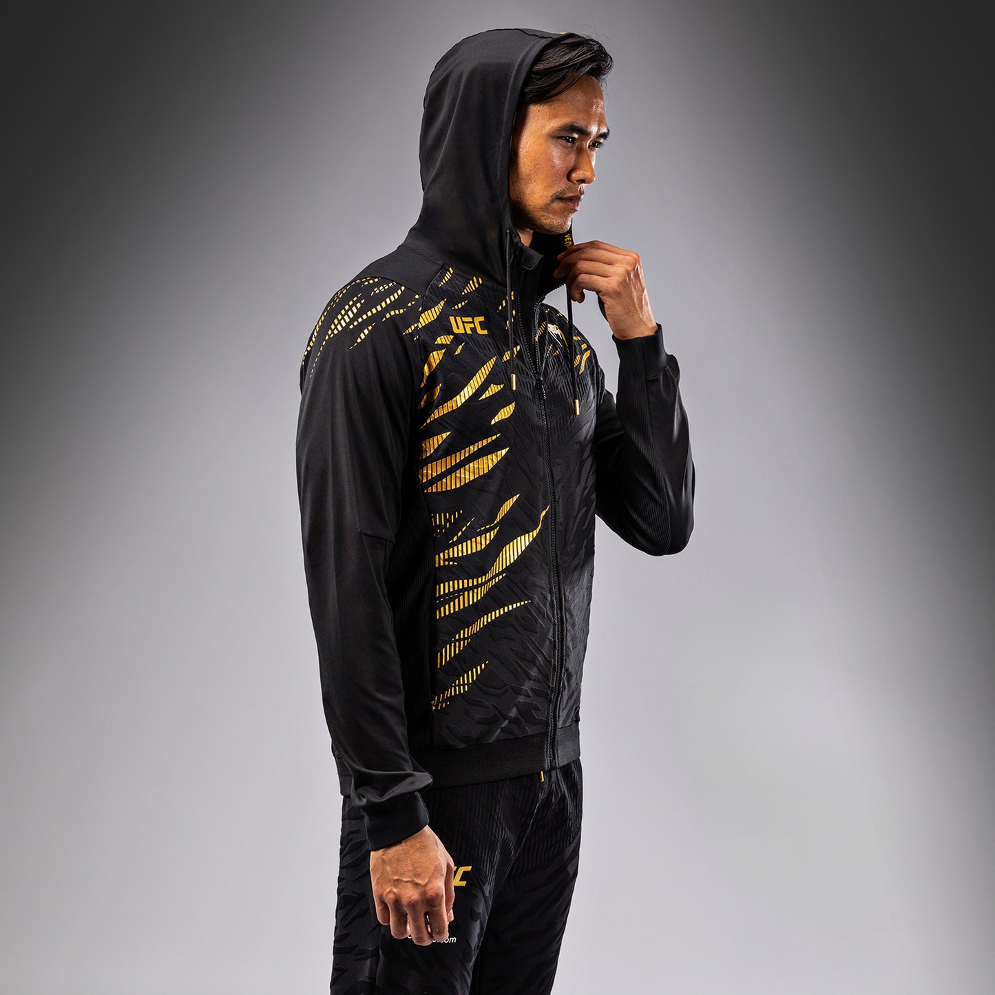 UFC Fusion by Venum Authentic Fight Night Hoodie voor Heren - Champion