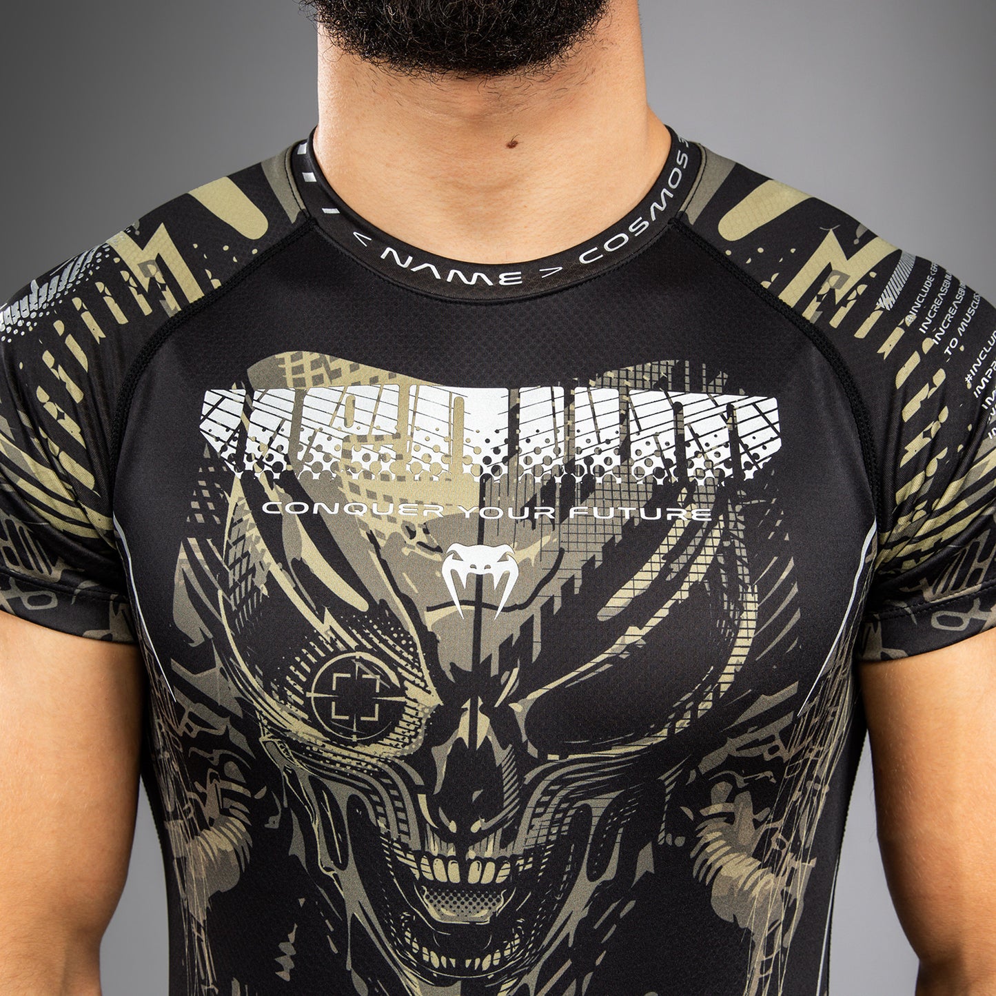 Venum Invader Korte Mouwen Rashguard - Zwart/Zand