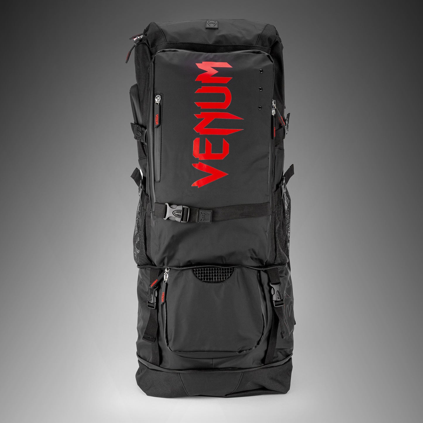 Venum Challenger Xtrem Evo Rugzak (50-63L) – Zwart/Rood