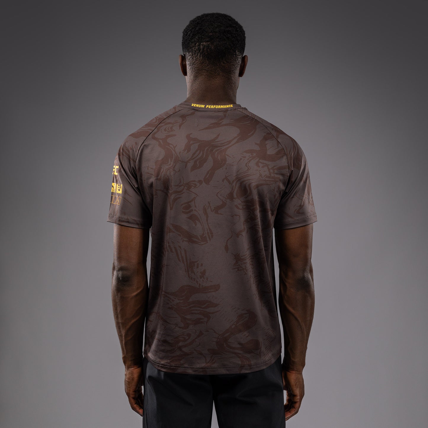 UFC Fusion by Venum Fight Week Dry-Tech T-shirt voor Heren - Earthen Brown