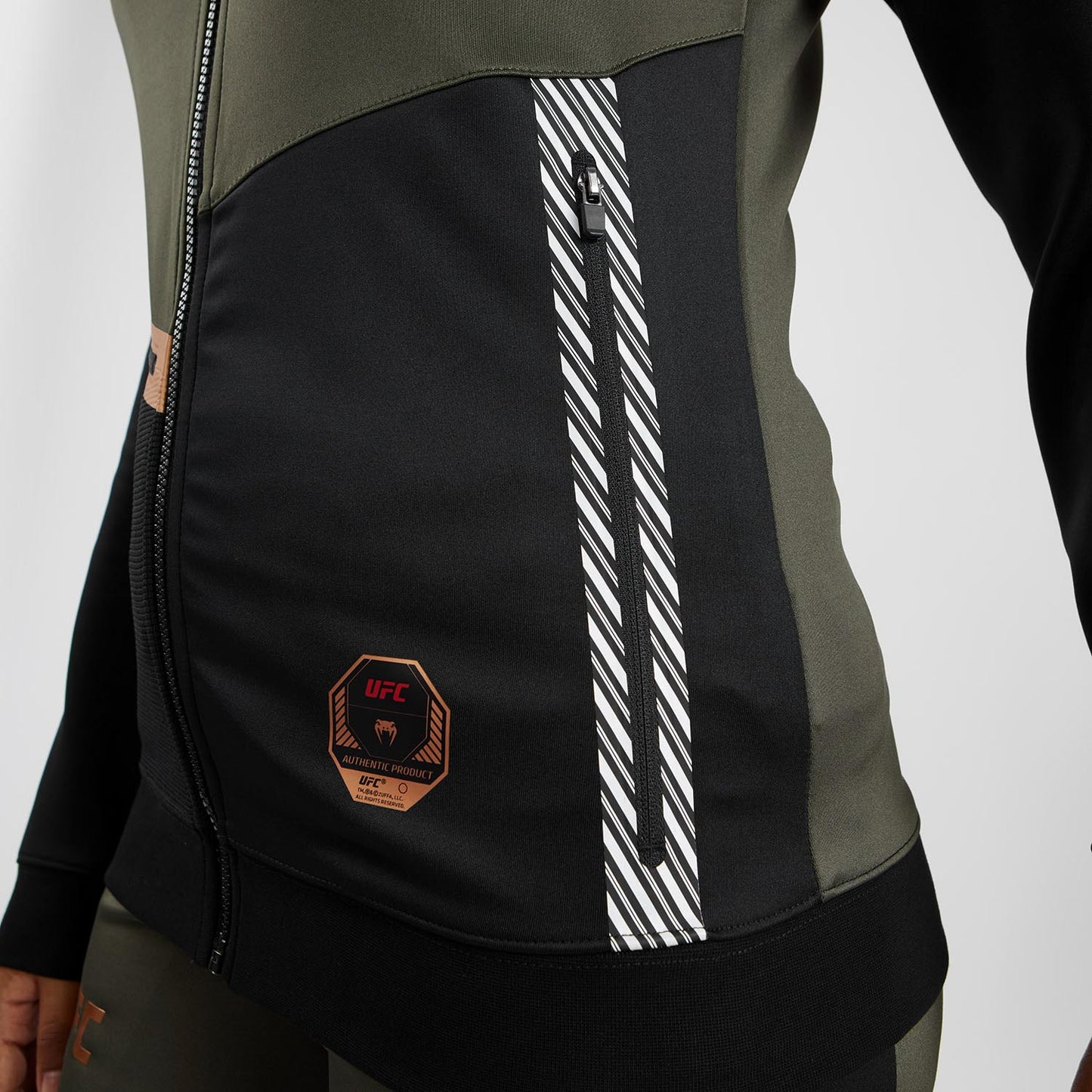 UFC Adrenaline by Venum Fight Week Hoodie met rits voor Dames - Khaki/Brons