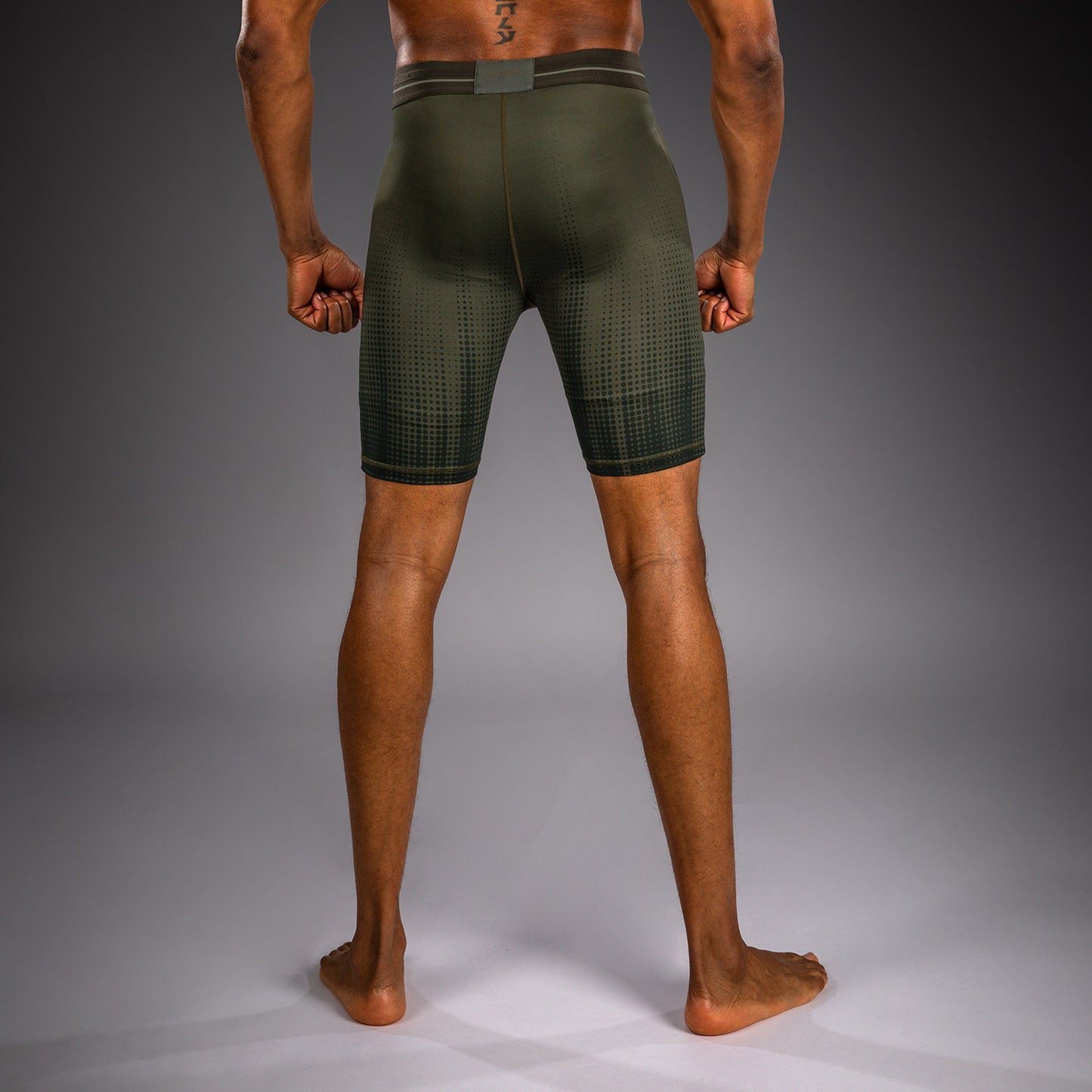 Venum Stealth Vale Tudo Compressieshort – Kaki/Donkergroen