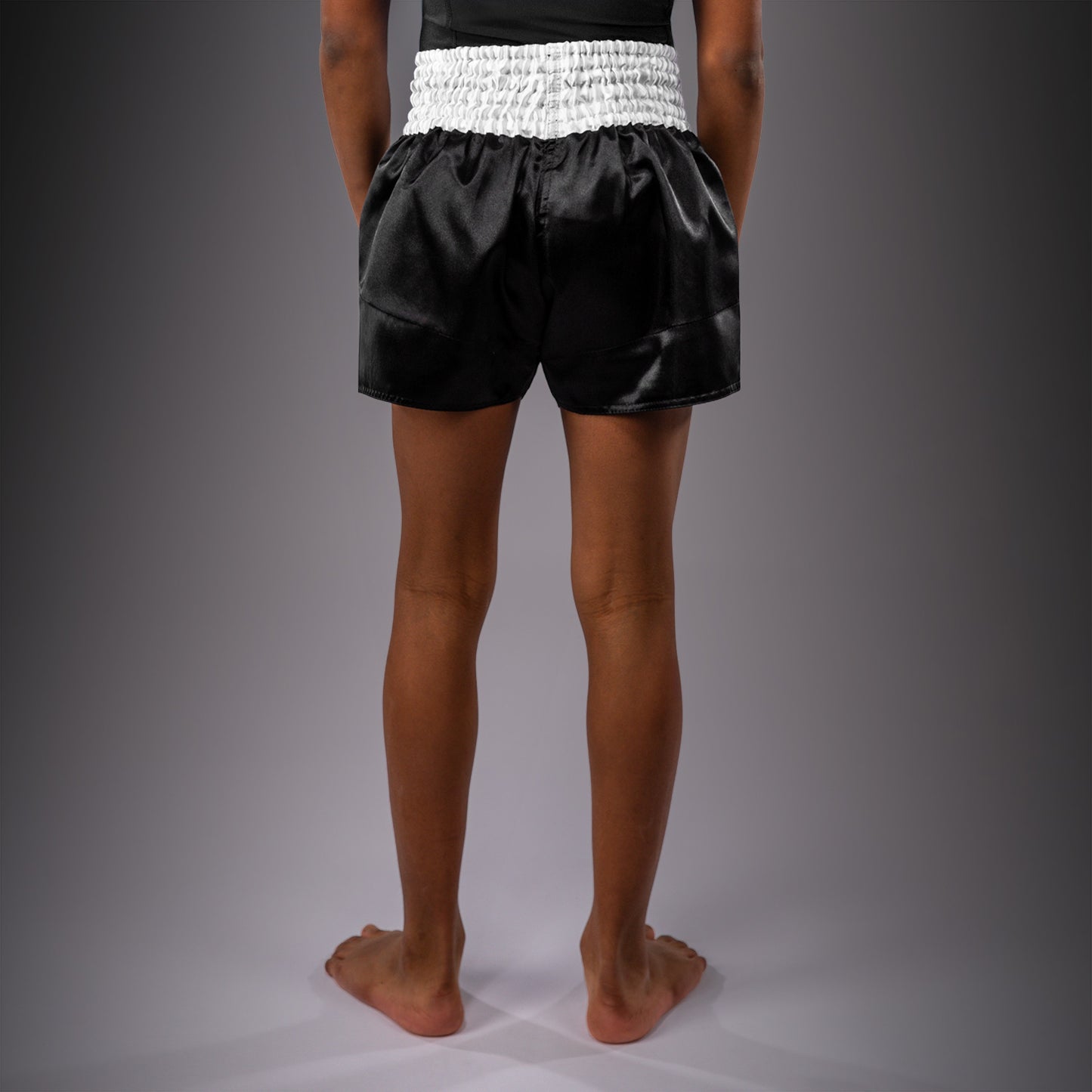 Venum Classic Muay Thai Short voor kinderen – Zwart/Wit