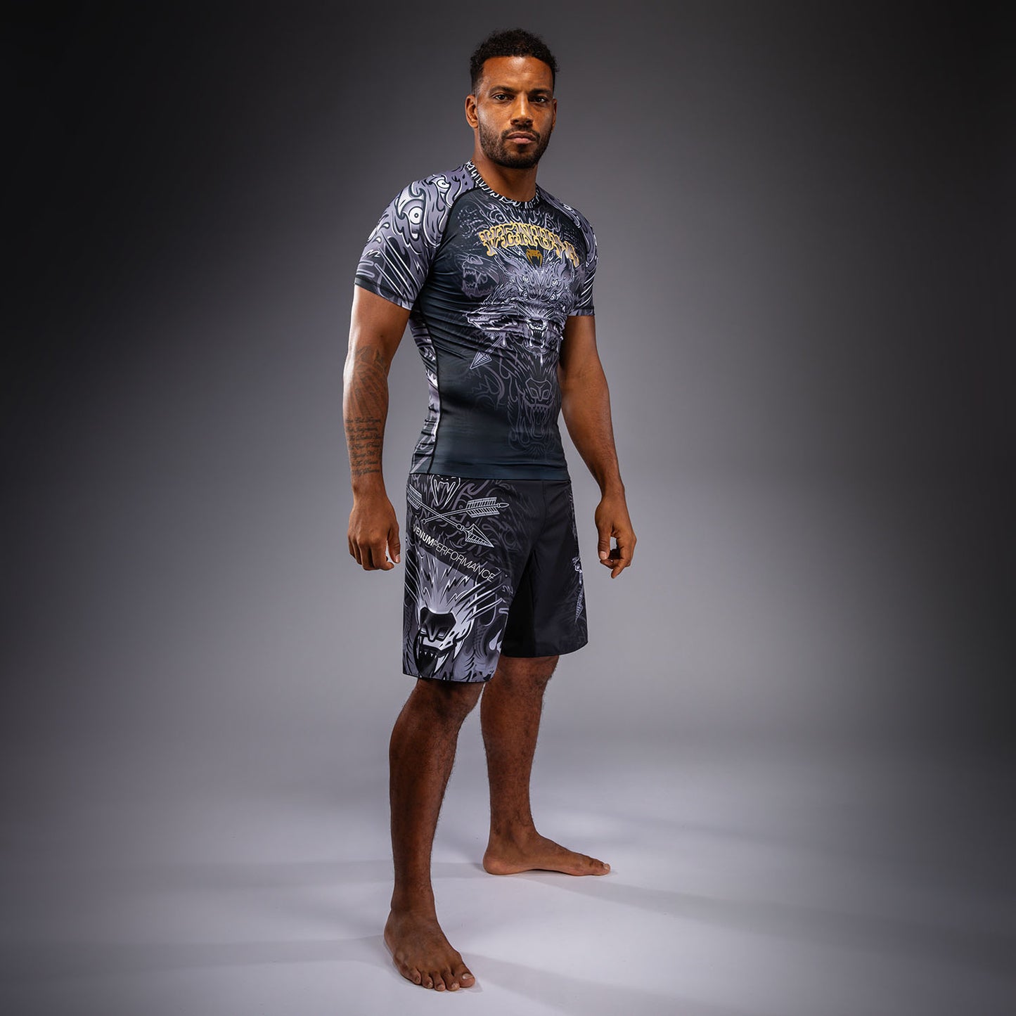 Venum Wolf Atak Rashguard met korte mouwen – Zwart/Grijs