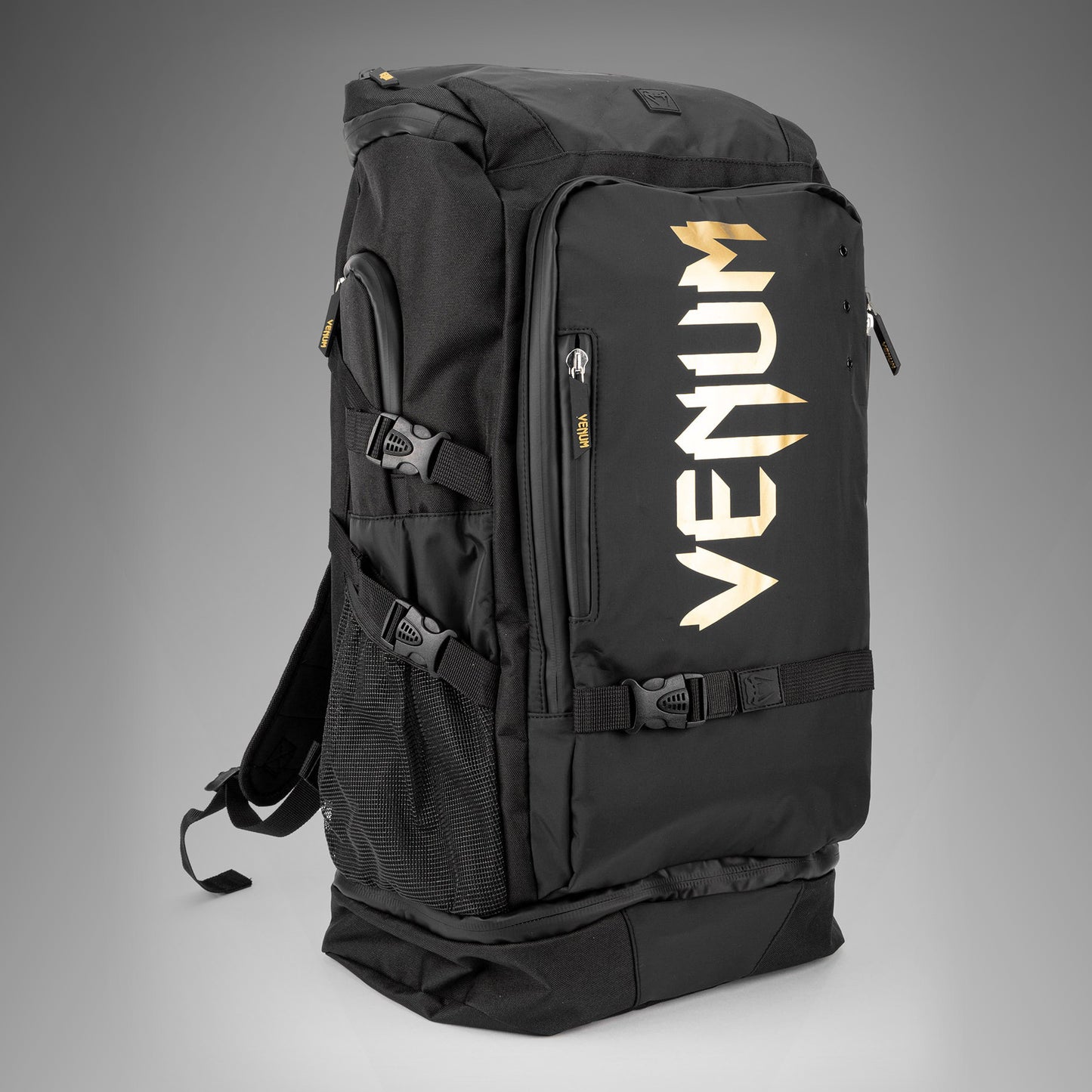 Venum Challenger Xtrem Evo Rugzak (50-63L) – Zwart/Goud