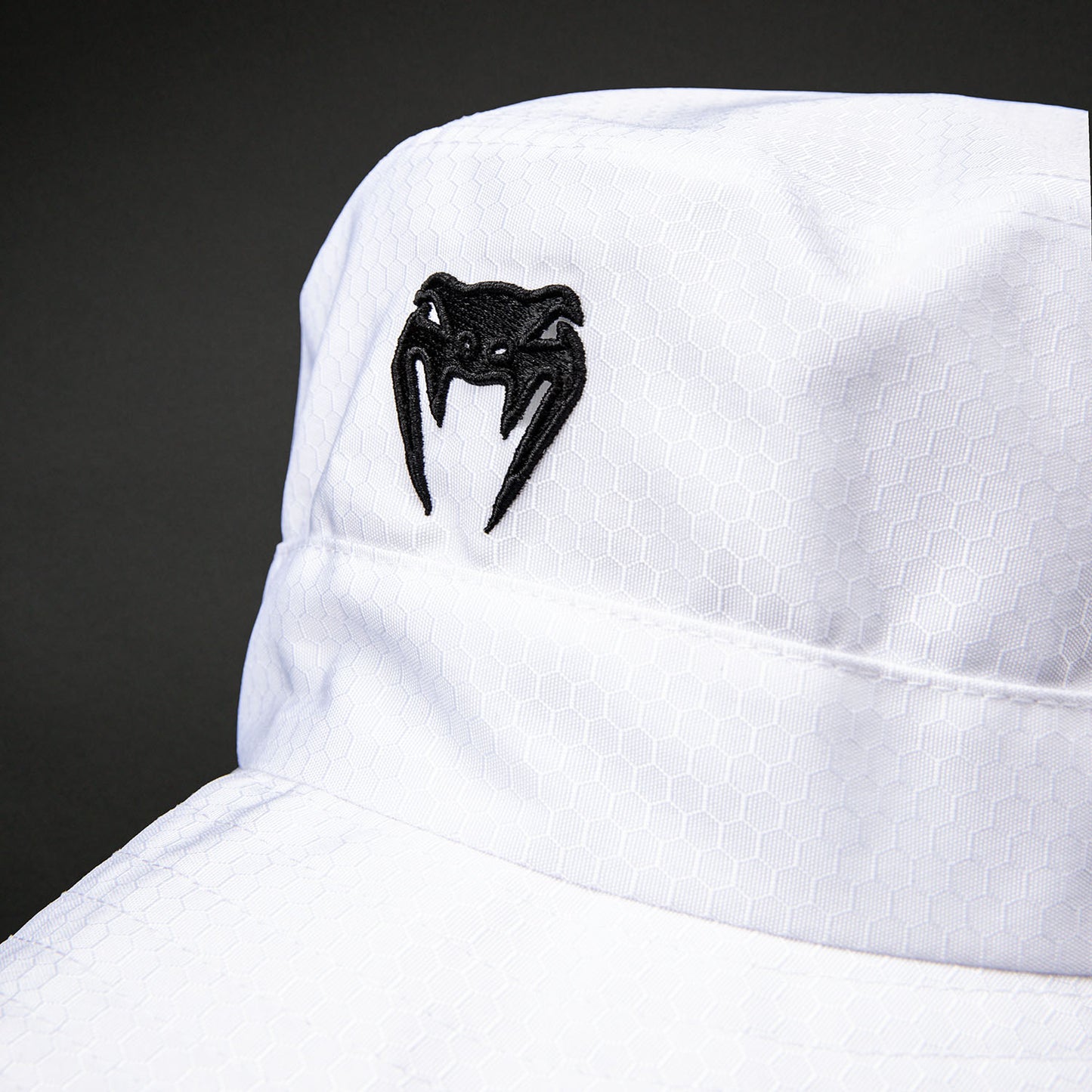 Venum Lineup Pet – Wit/Zwart