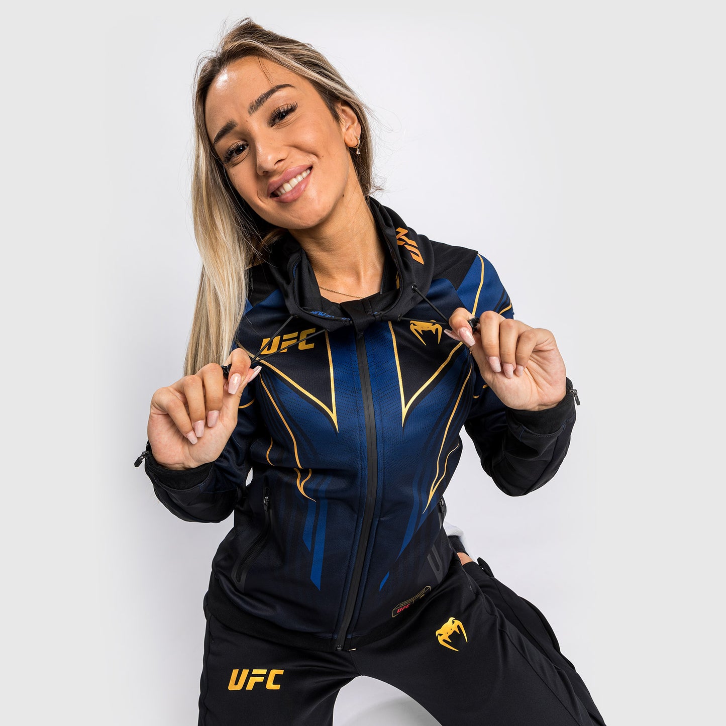 UFC Venum Authentic Fight Night 2.0 Walkout-hoodie voor dames - Midnight Edition - Champion