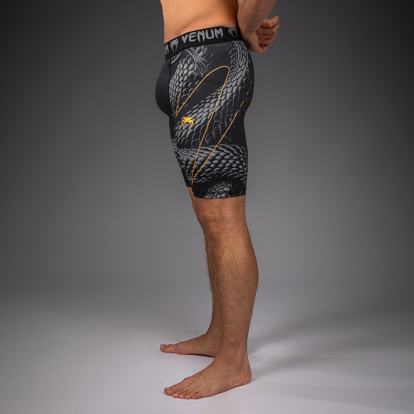 Venum Matupa Compressieshort - Zwart/Grijs/Goud