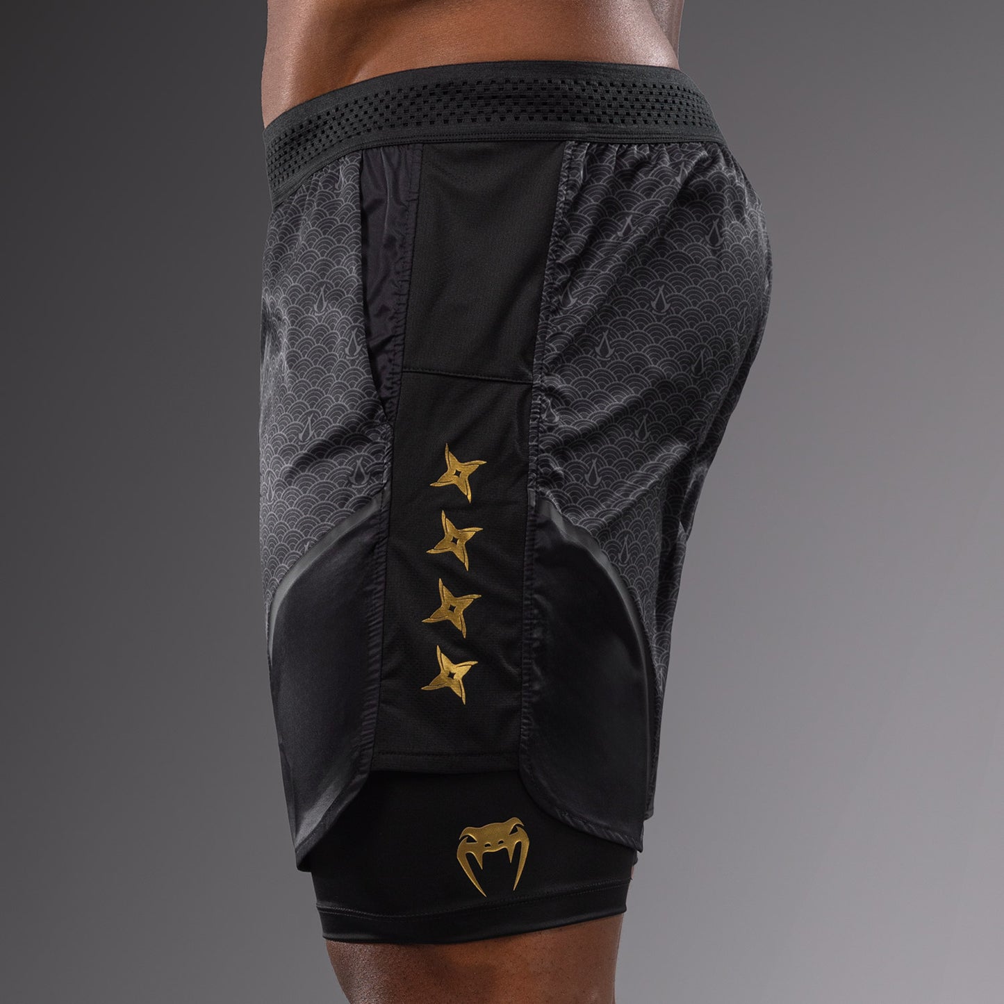 Venum x Assassin’s Creed Shadows Trainingsshort heren - Zwart/Goud