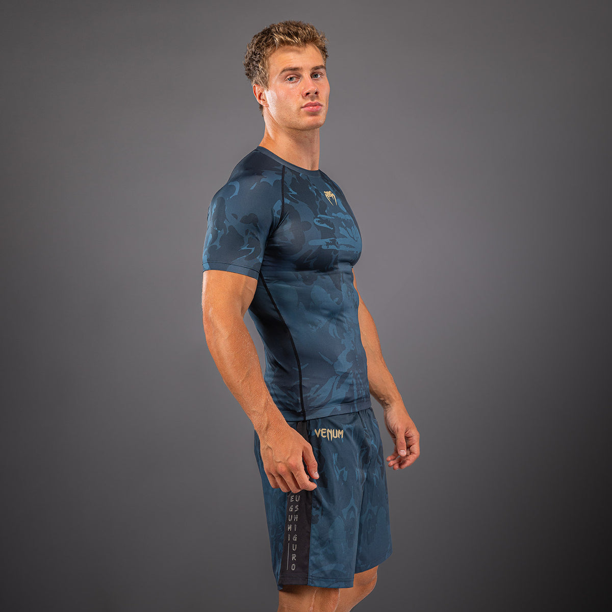 Jujutsu Kaisen x Venum Fushiguro Rashguard met korte mouwen – Oceaan Blauw