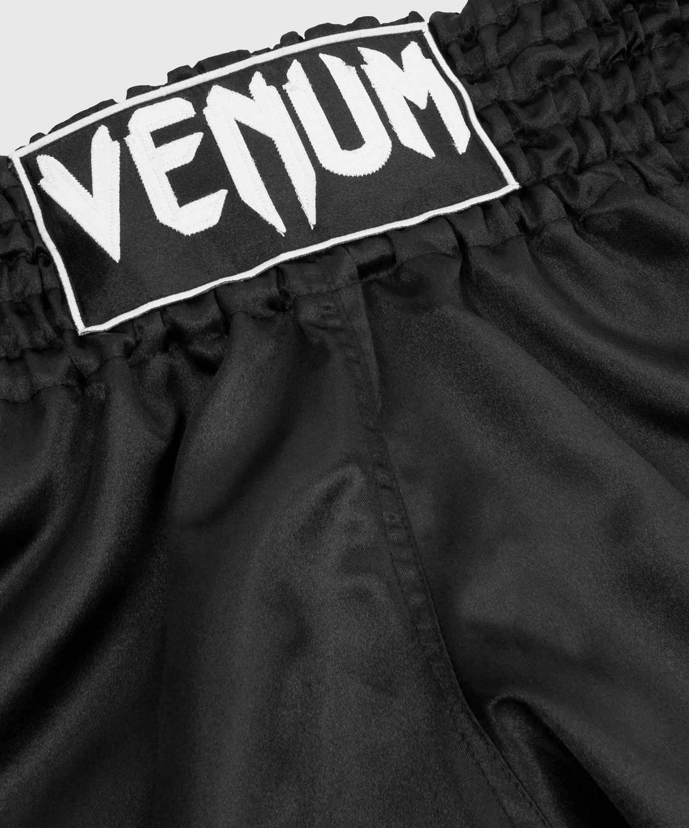 Venum Muay Thai Shorts Classic - Zwart/Wit