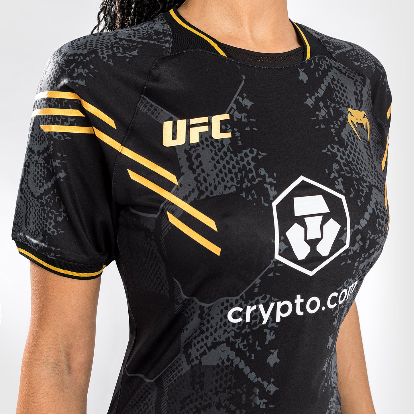 UFC Adrenaline by Venum Gepersonaliseerde Authentic Fight Night Vrouwen Walkout Jersey - Kampioen