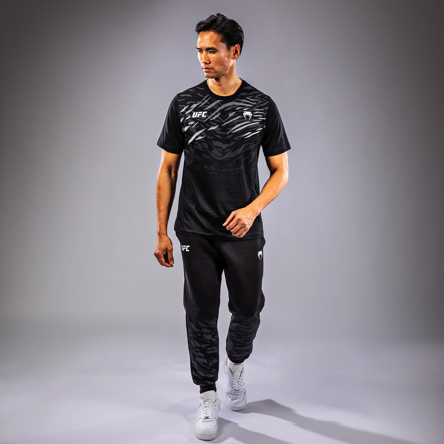 UFC Fusion by Venum Replica Korte Mouwen T-shirt voor Heren - Zwart