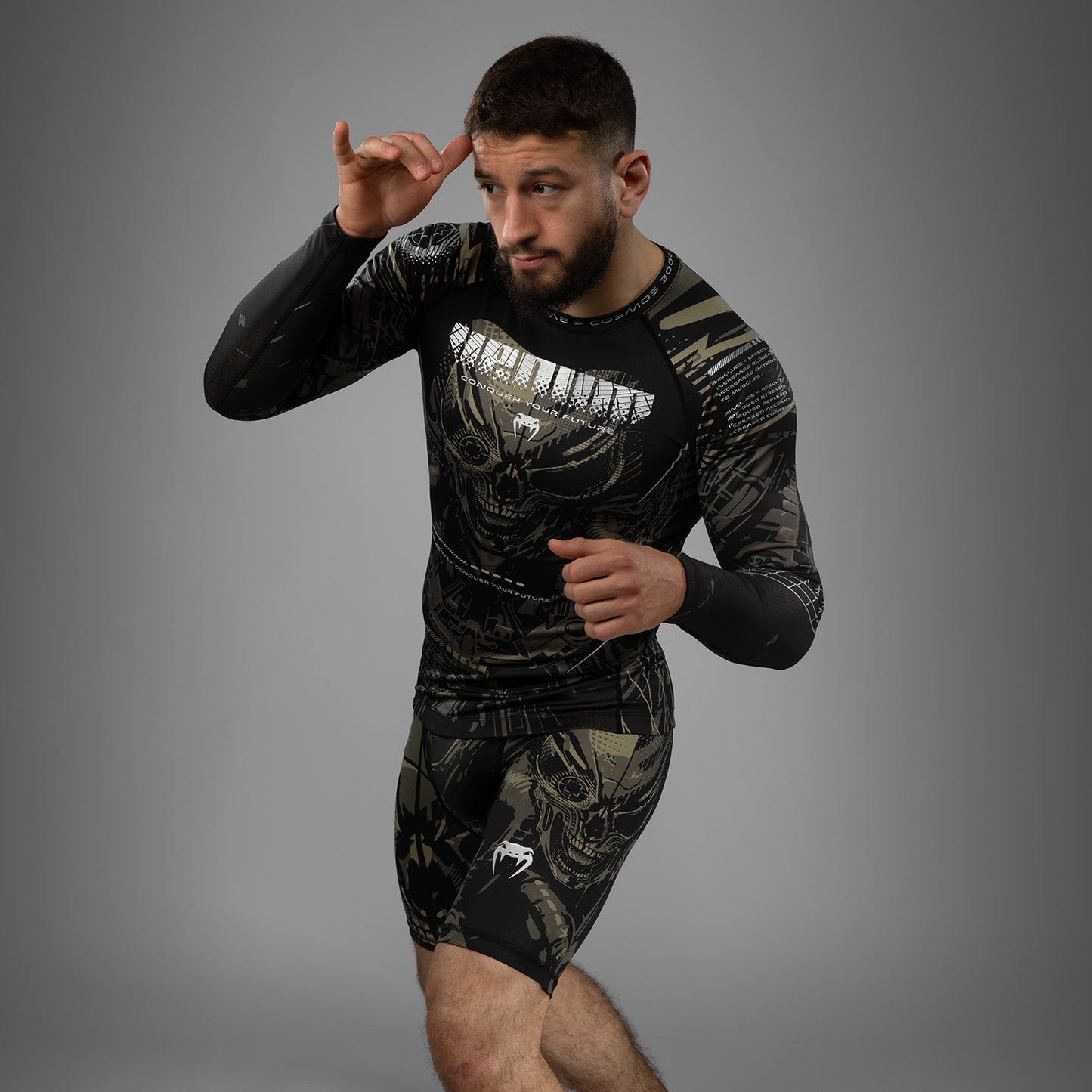 Venum Invader Langemouw Rashguard - Zwart/Zand