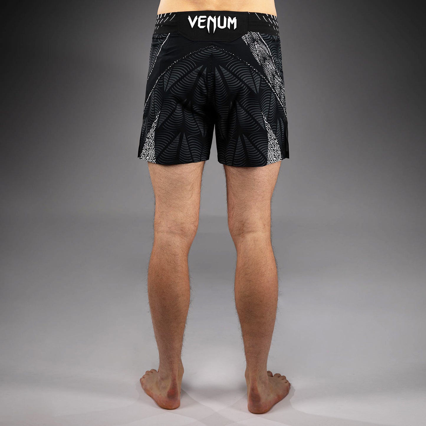 UFC Zenith by Venum Authentic Fight Night Short Fit Fight Short Heren Personalized - Zwart