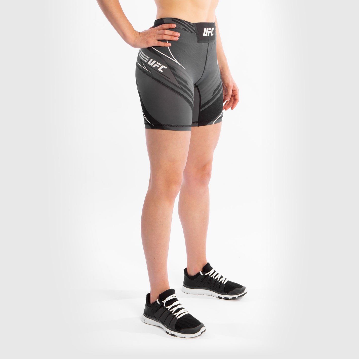 UFC Venum Authentic Fight Night Vale Tudo Damesshort - Long Fit - Zwart