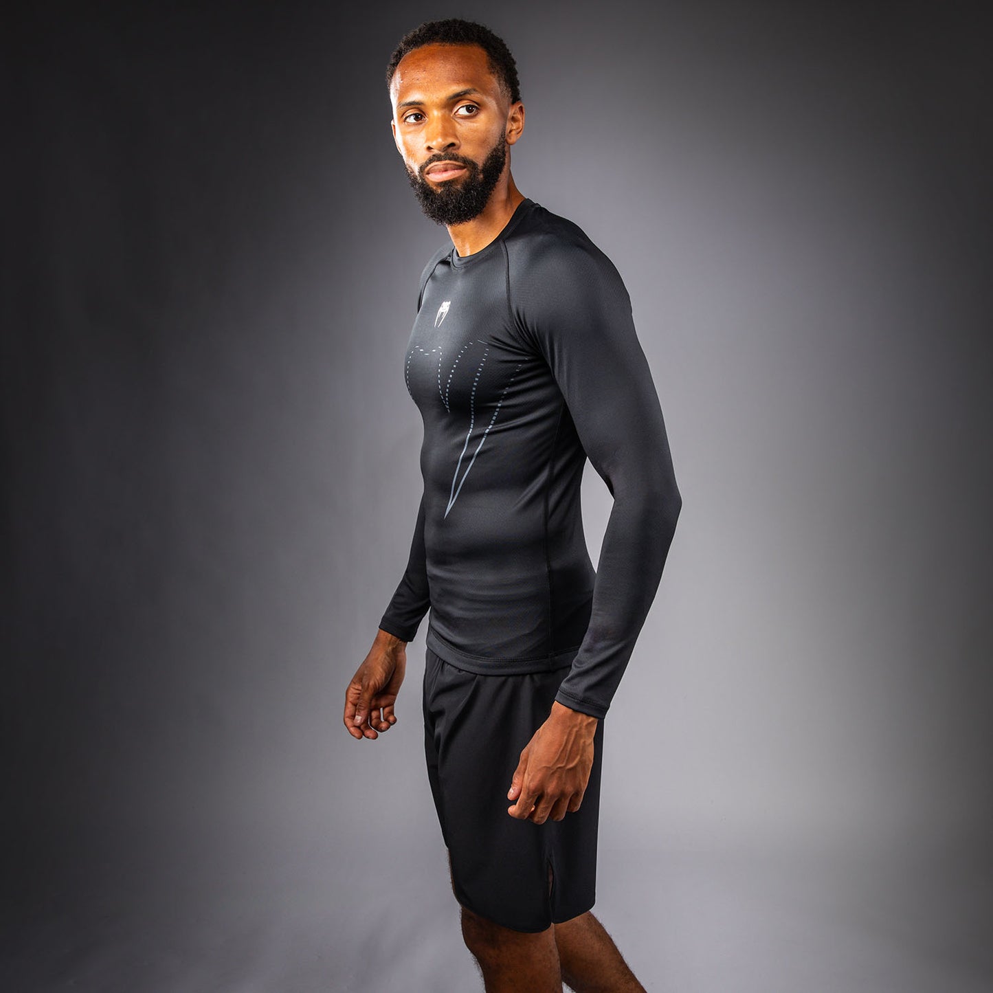 Venum Edge Rashguard met lange mouwen – Zwart/Zand