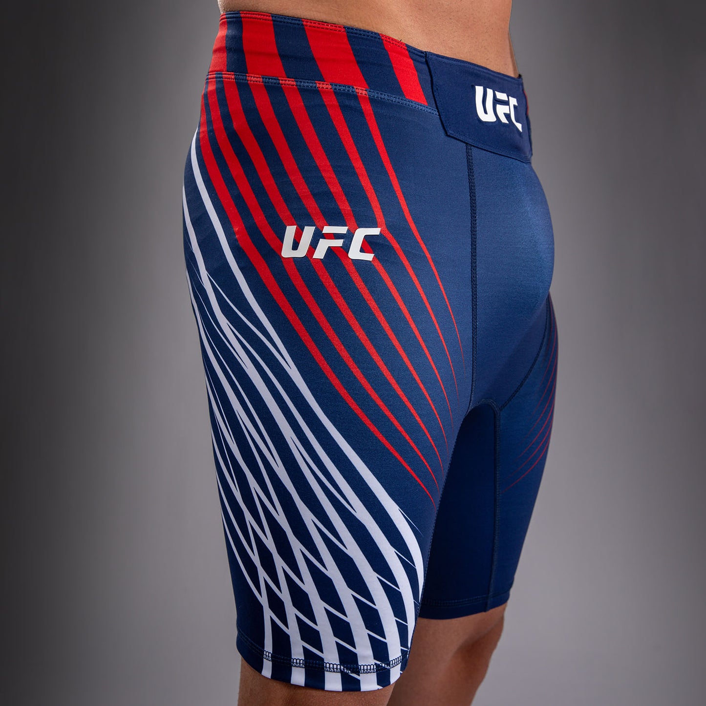 Official UFC Freedom 250 by Venum Authentic Fight Night Vale Tudo Shorts voor heren - Blauw