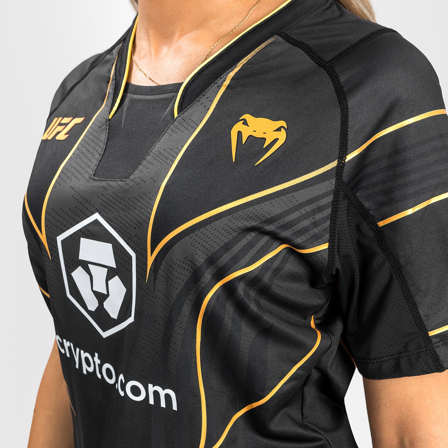 UFC Venum Authentic Fight Night 2.0 Dames Walkout Jersey - Kampioen