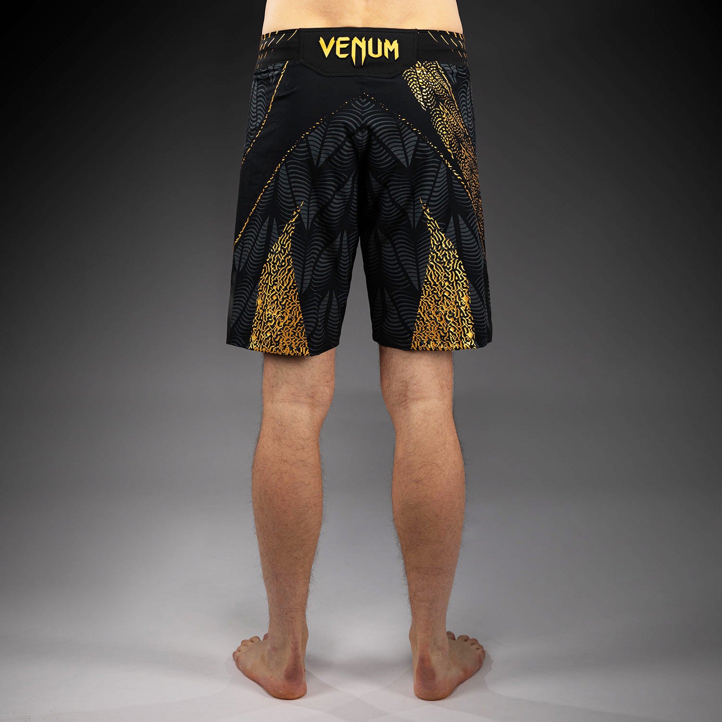 UFC Zenith by Venum Authentic Fight Night Long Fit Fight Short Heren Personalized - Champion