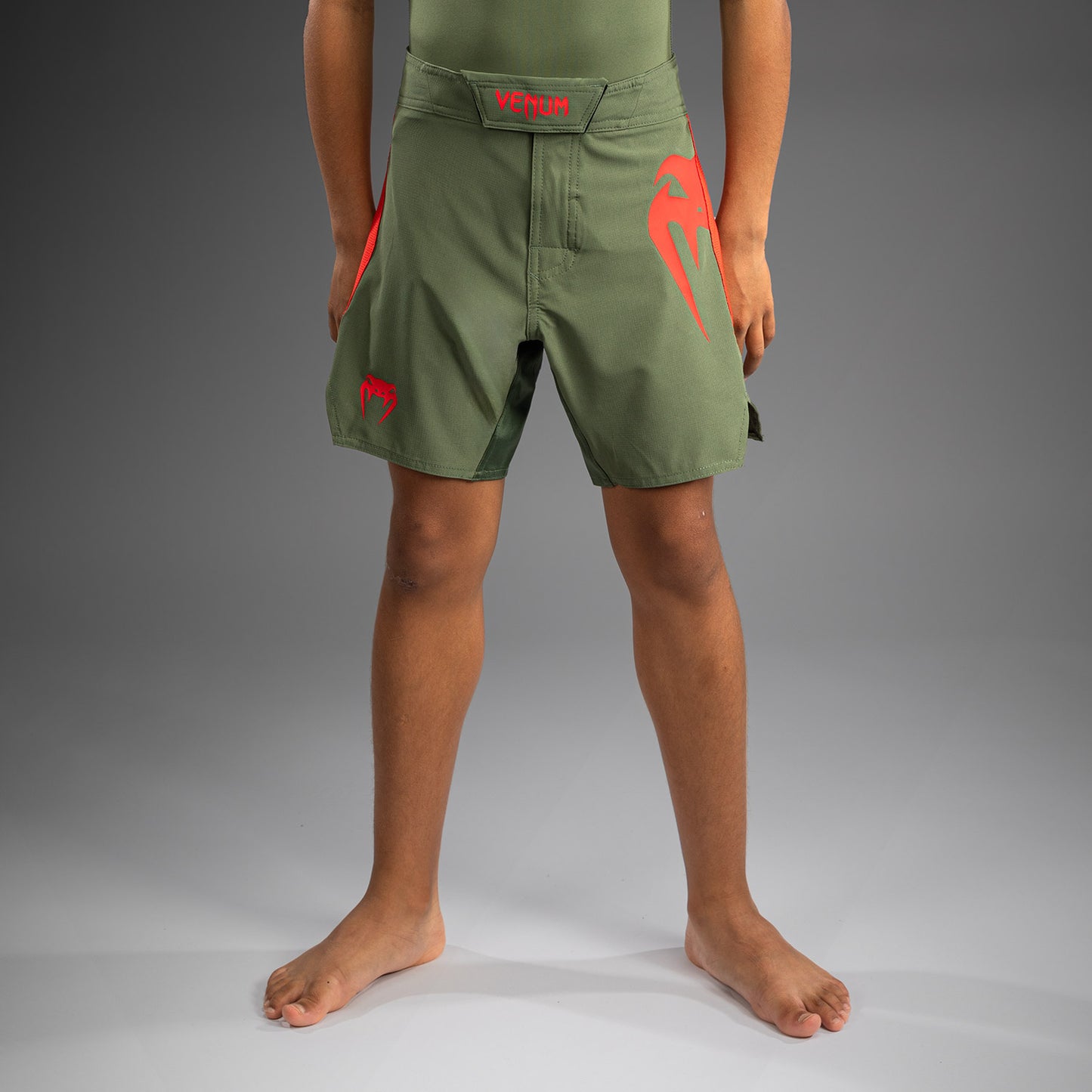 Venum Light Fightshorts voor Kinderen - Army Green/Orange