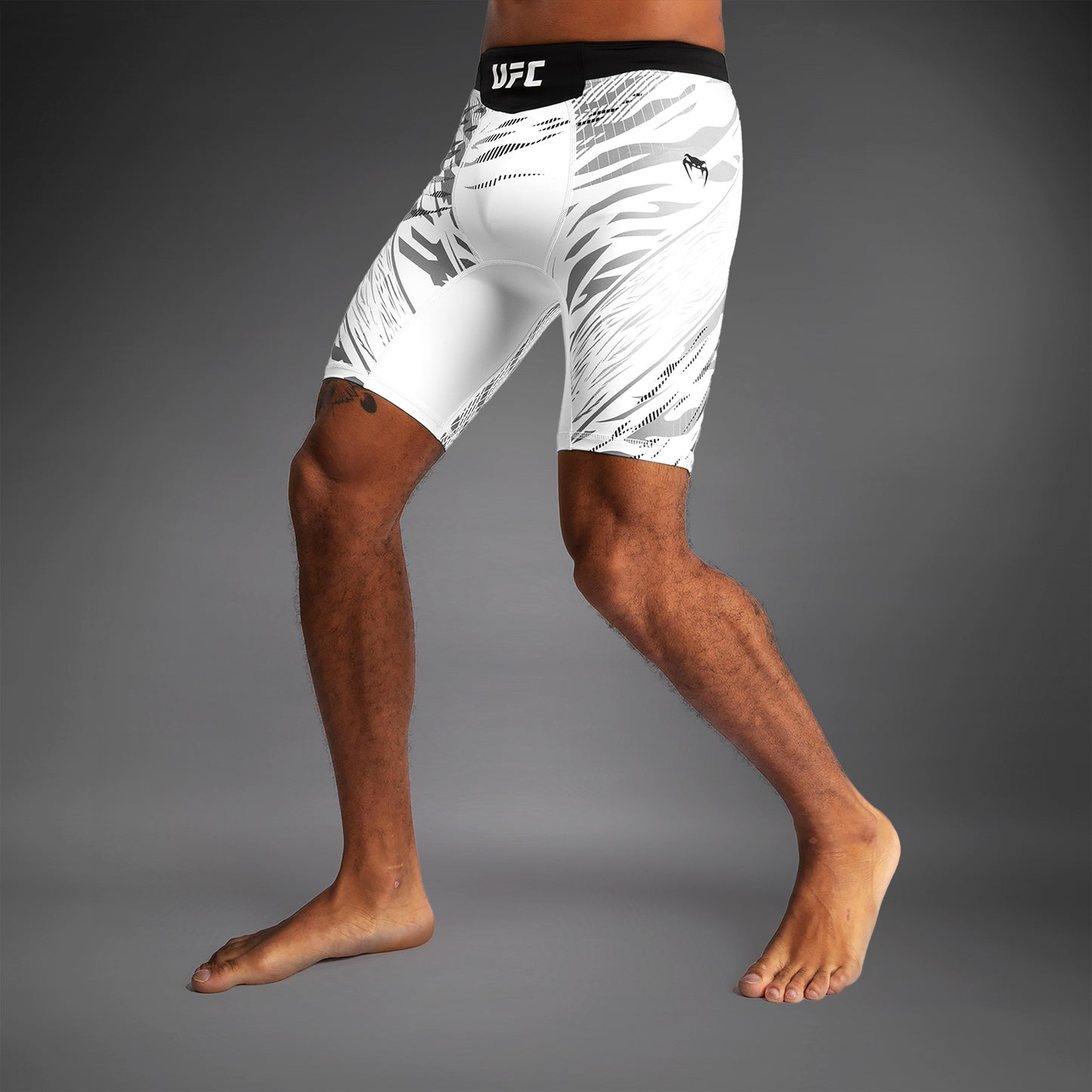 UFC Fusion by Venum Personalized Authentic Fight Night Vale Tudo Shorts voor Heren - Wit