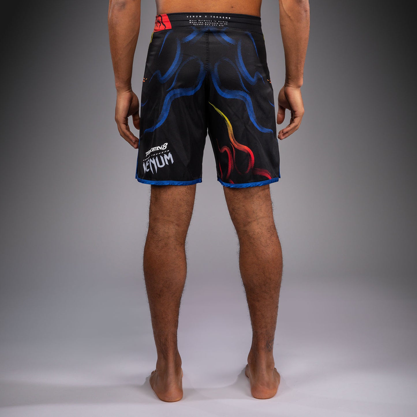 Venum x TEKKEN 8 Fightshorts - Yoshimitsu - Zwart/Oranje
