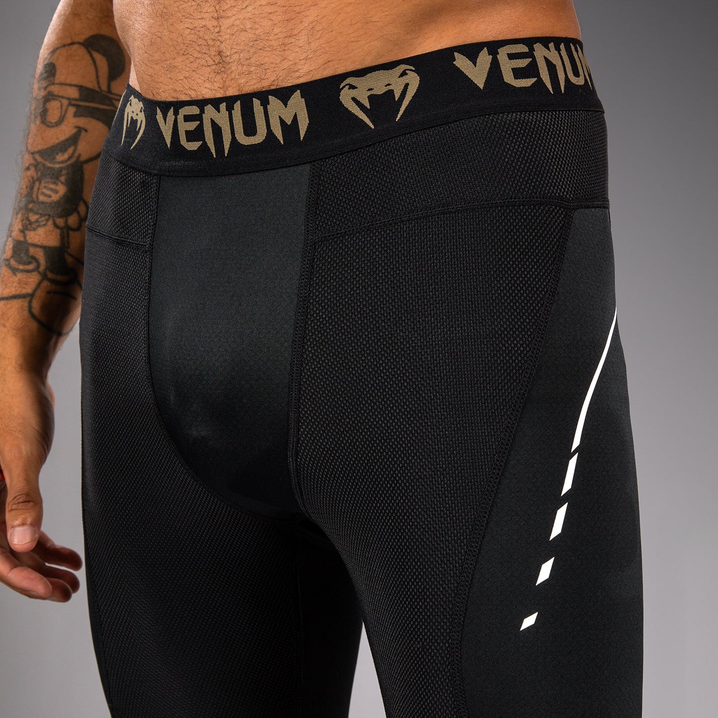 Venum Adrenaline Spats – Zwart/Zand