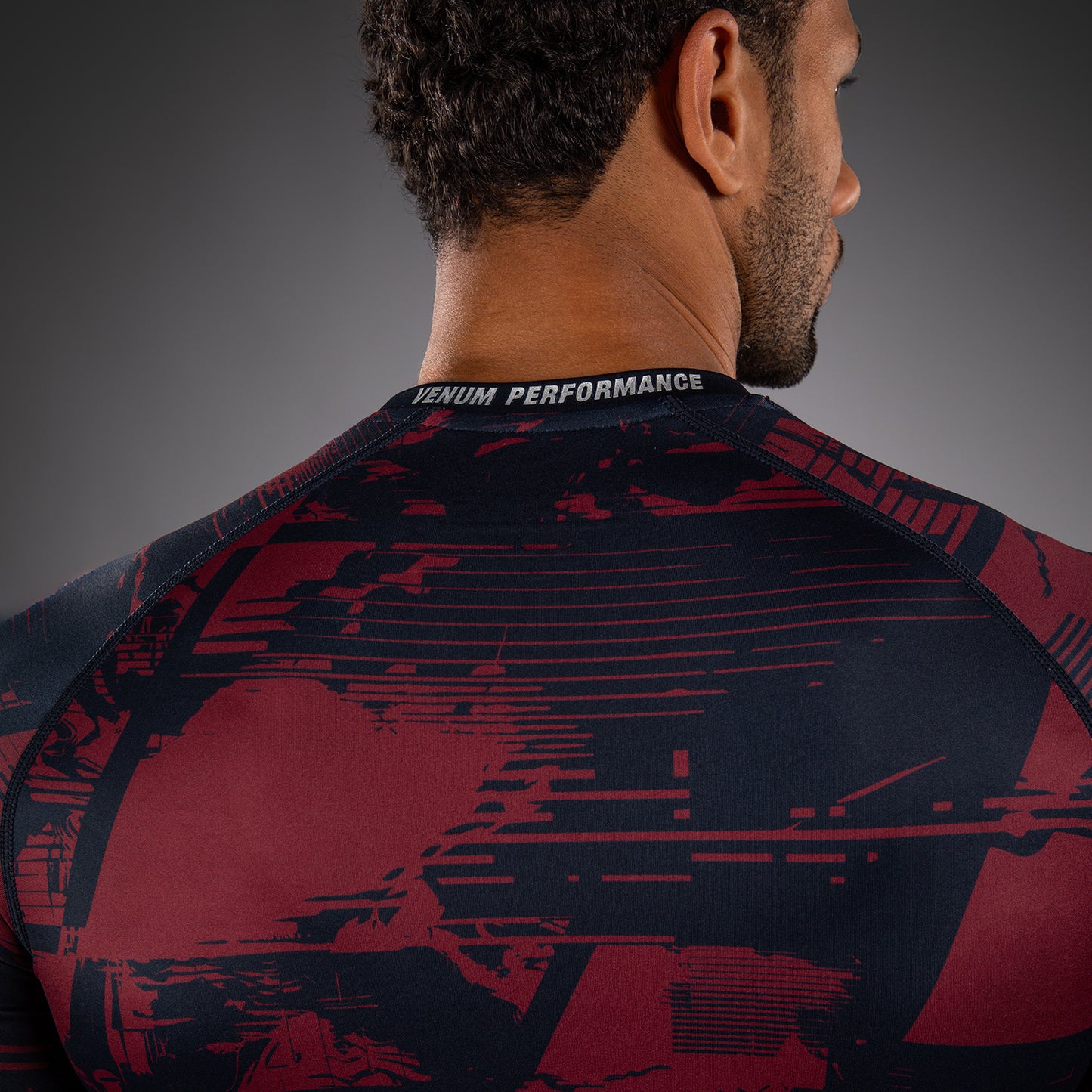 UFC Zenith by Venum Authentic Fight Week Performance Longsleeve Rashguard Heren - Marineblauw/Bordeauxrood/Zilver
