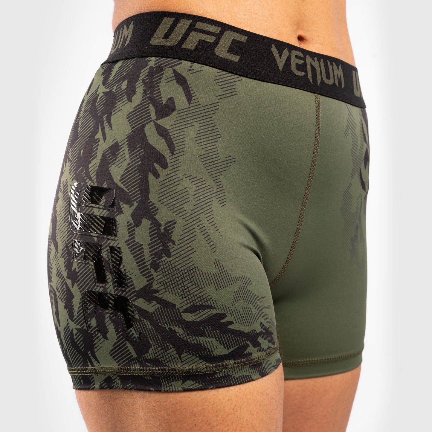 Venum UFC Authentic Fight Week Dames Performance Compressieshort – Kaki