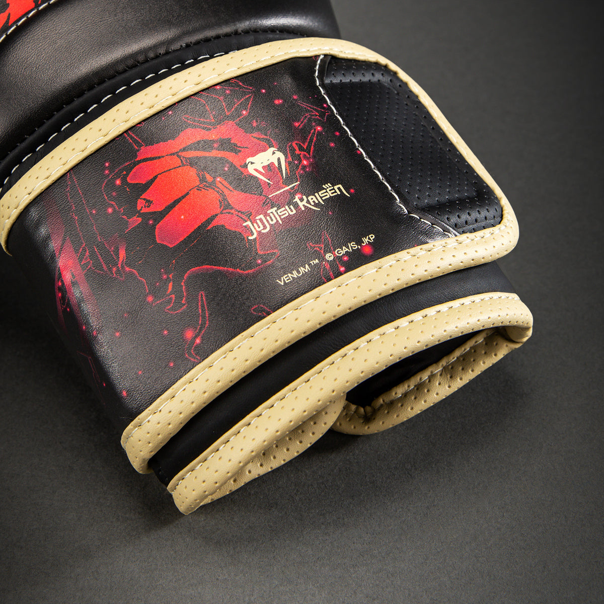 Jujutsu Kaisen x Venum Itadori Bokshandschoenen – Zwart/Rood
