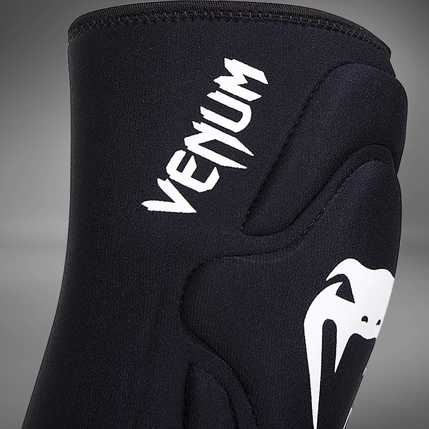 Venum Kontact Gel Kniebeschermer - Zwart