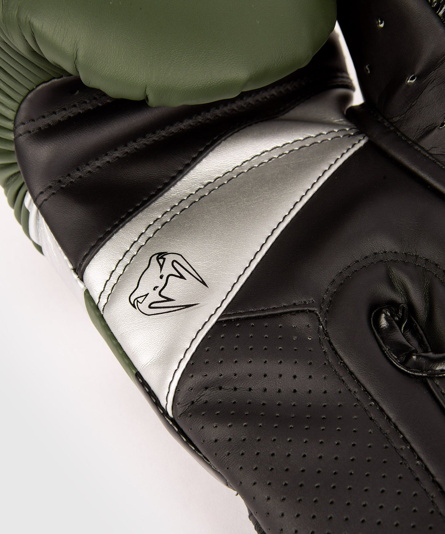 Venum Elite Evo bokshandschoenen - Kaki/Zilver