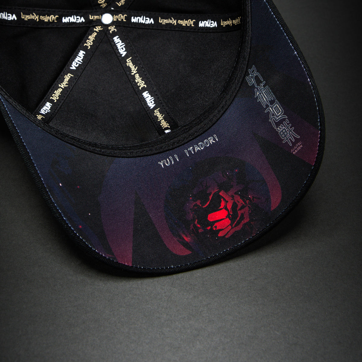 Venum x Jujutsu Kaisen Itadori Muts – Zwart