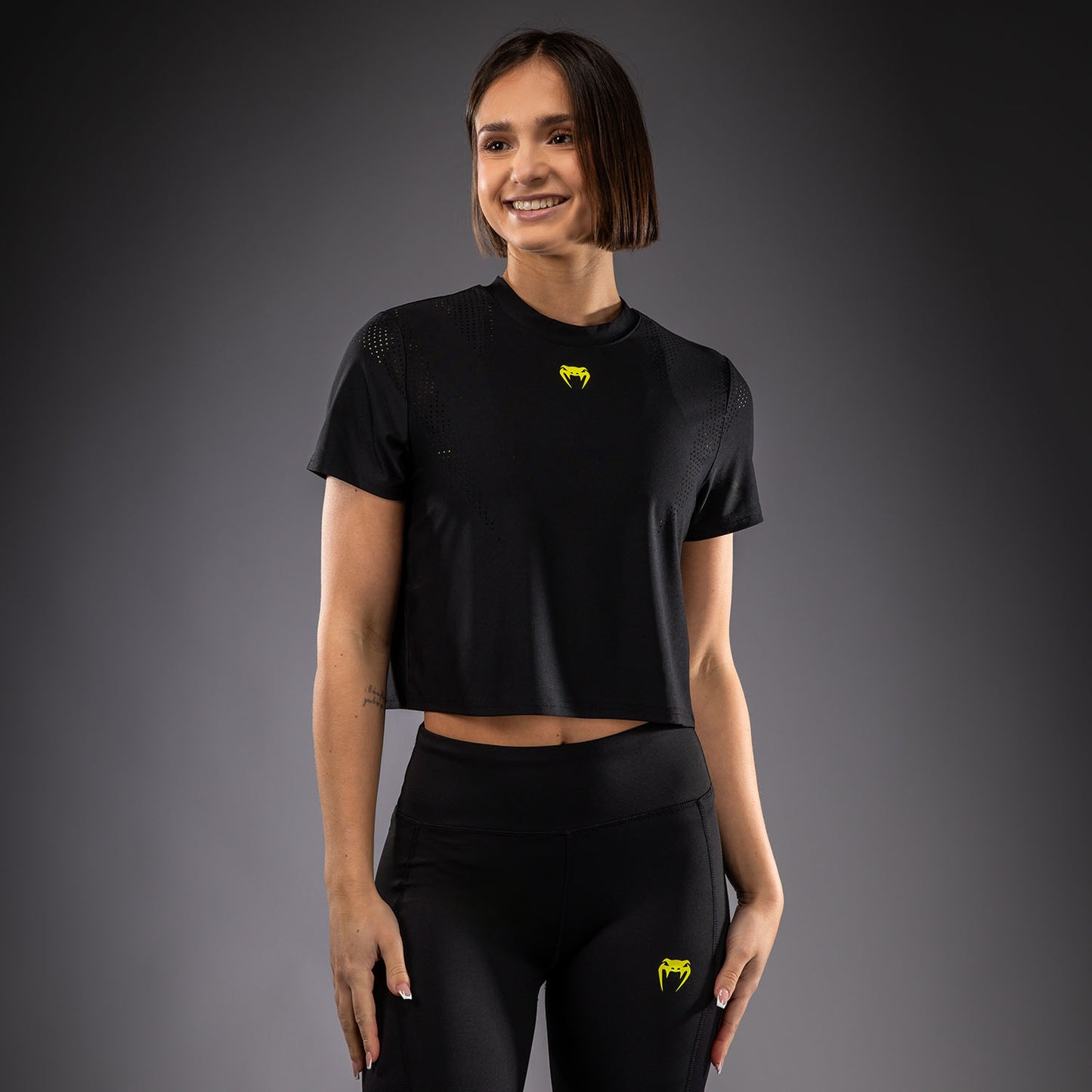 Venum Lazer Dry Tech T-shirt voor dames - Zwart/Geel