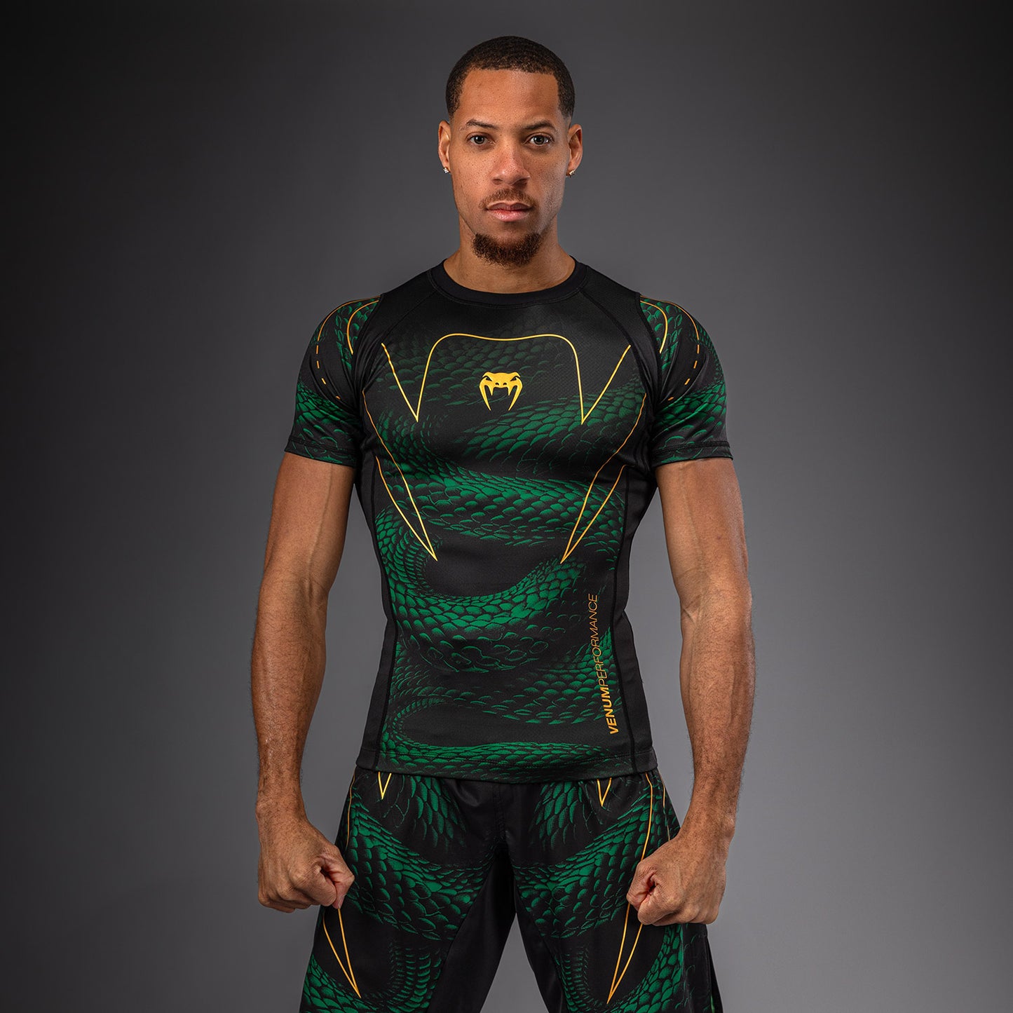 Venum Matupa Rashguard met korte mouwen - Zwart/Groen/Goud