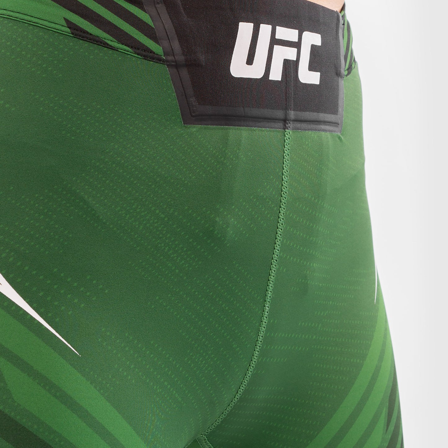 UFC Venum Authentic Fight Night Vale Tudo Damesshort - Long Fit - Groen