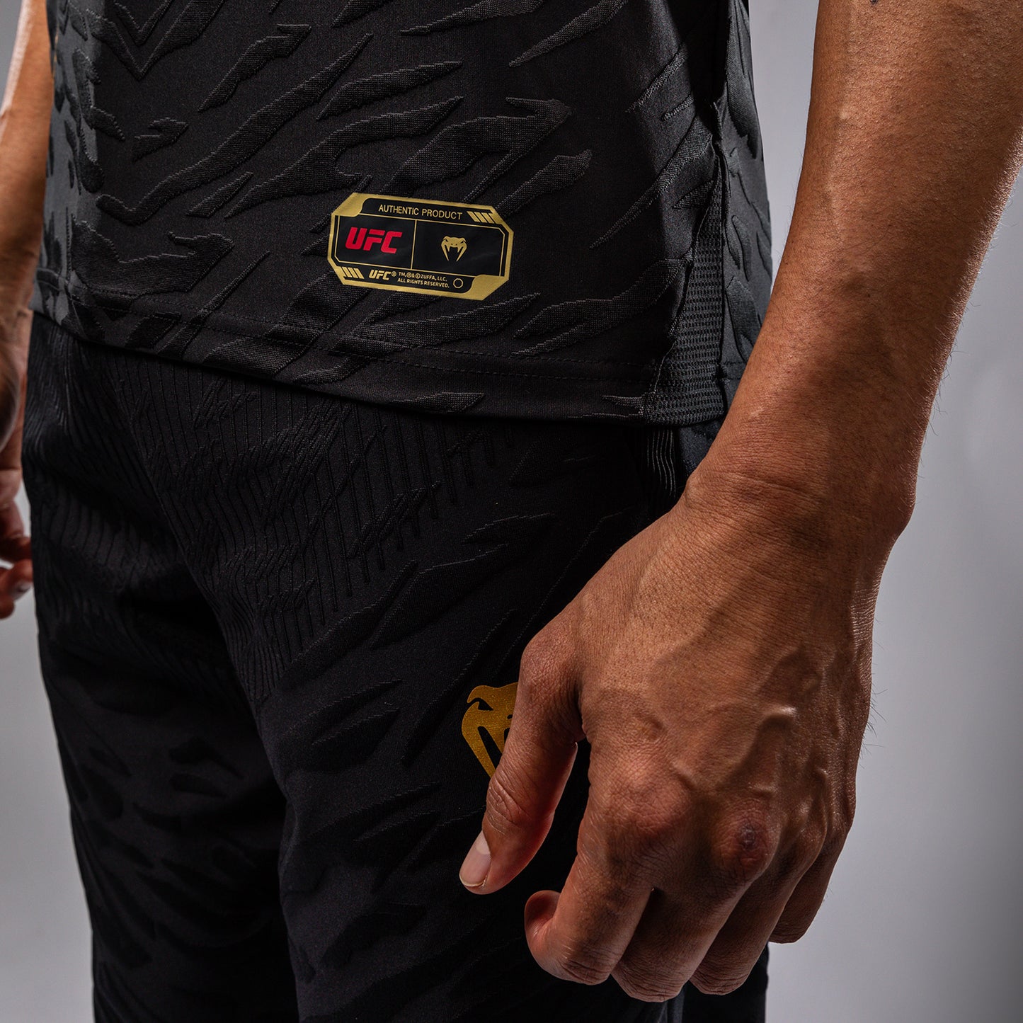 UFC Fusion by Venum Authentic Fight Night Exit T-shirt voor Heren - Champion