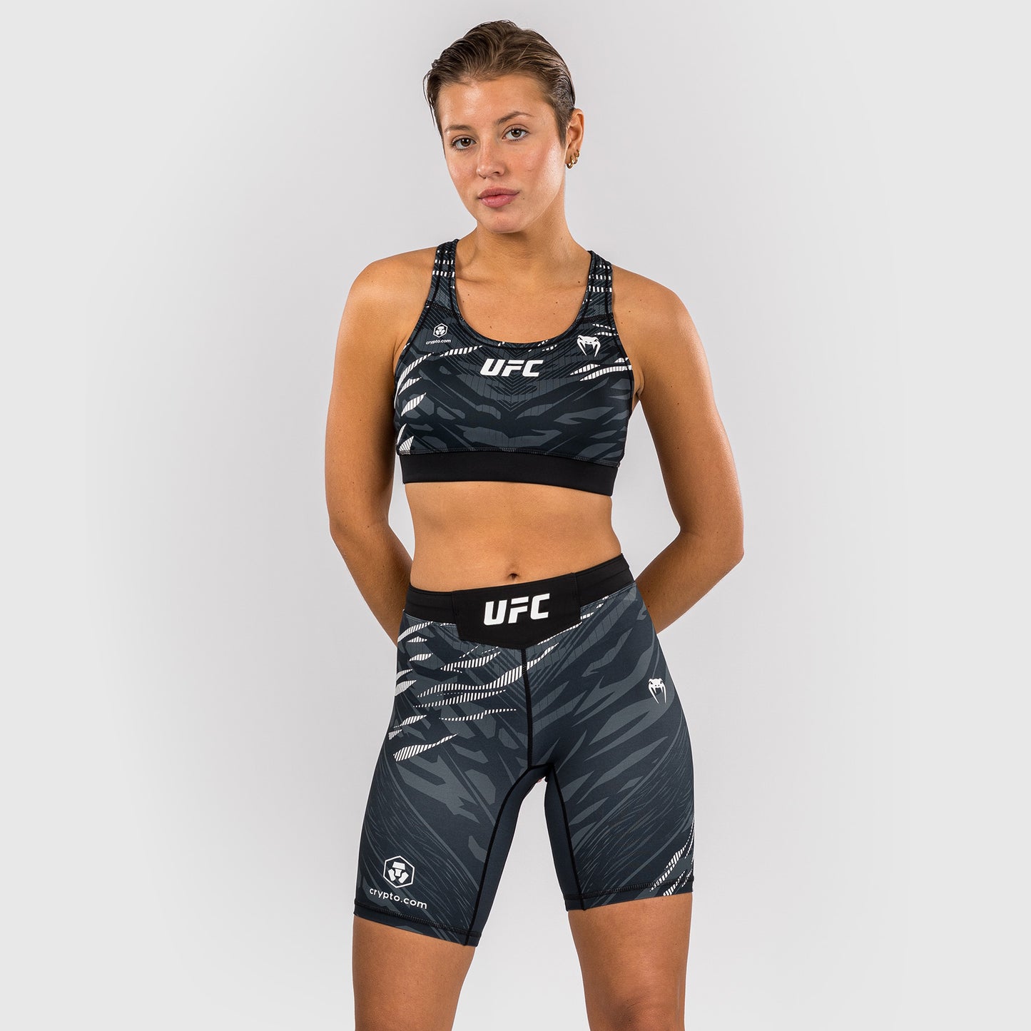 UFC Fusion by Venum Authentic Fight Night Vale Tudo Shorts voor Dames - Lang Fit - Zwart